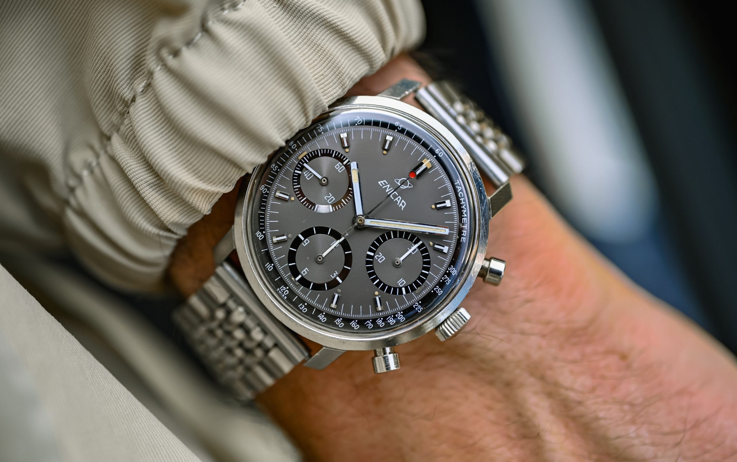 2303 Enicar Garnix – Hairspring