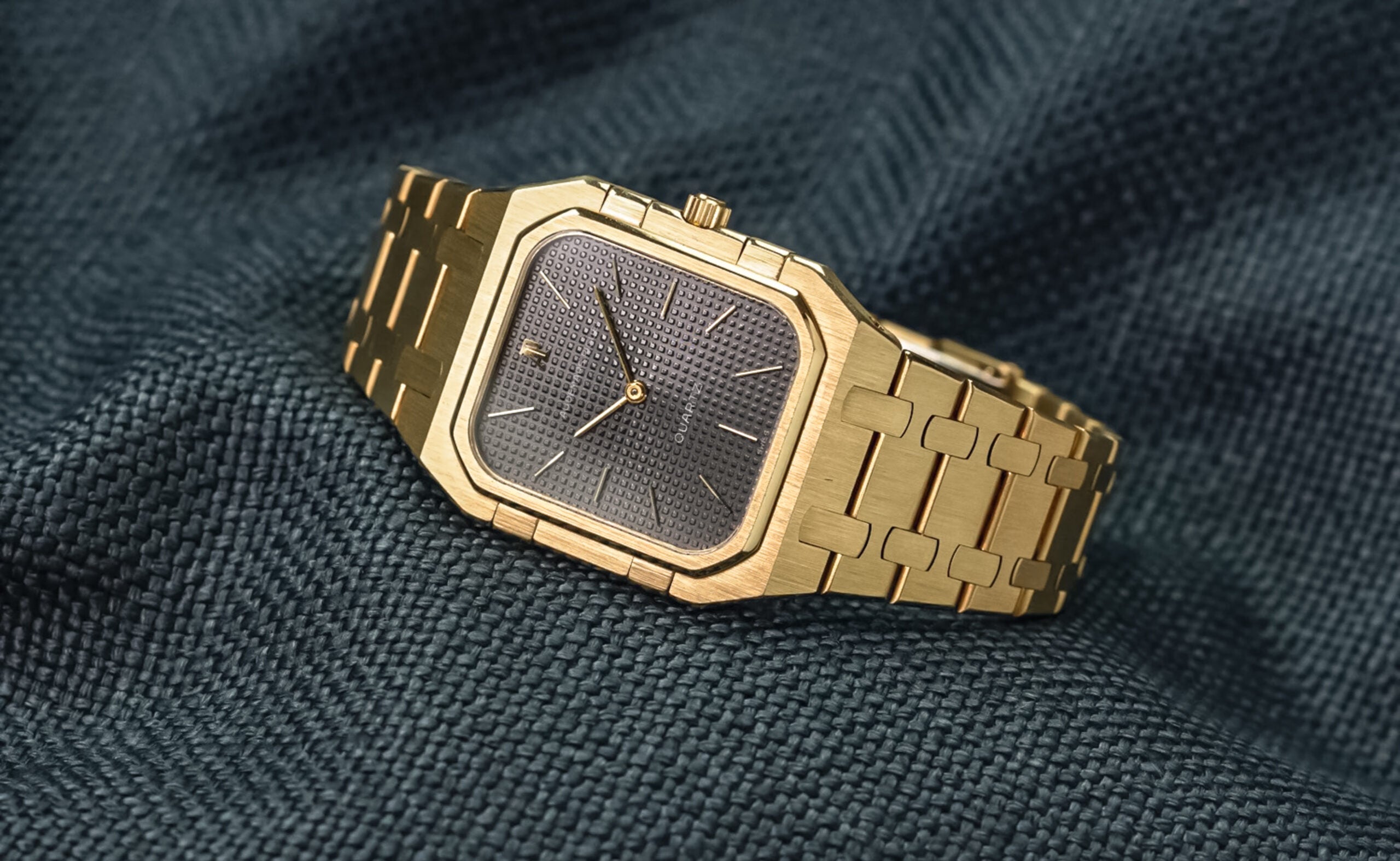 6005BA Audemars Piguet Rectangular 'Royal Oak' – Hairspring