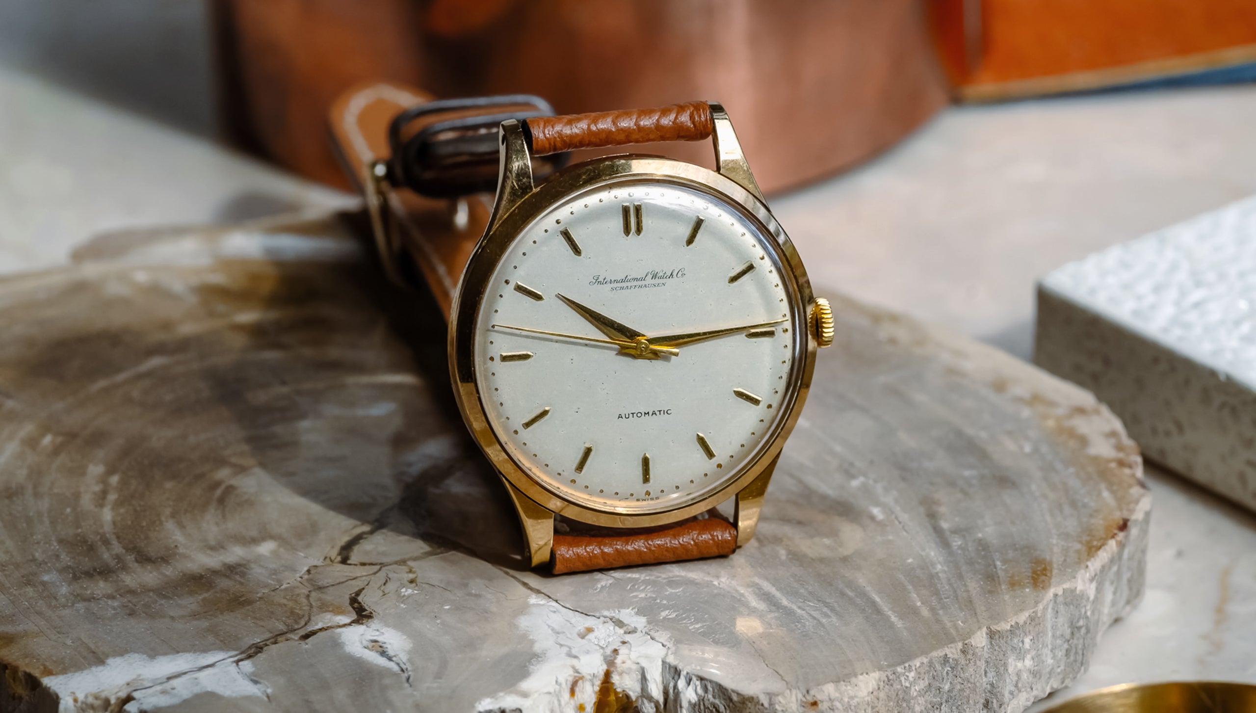 325 Spanish Villa 掛時計 Cal. 853 Pellaton IWC Calatrava in Yellow Gold – Hairspring