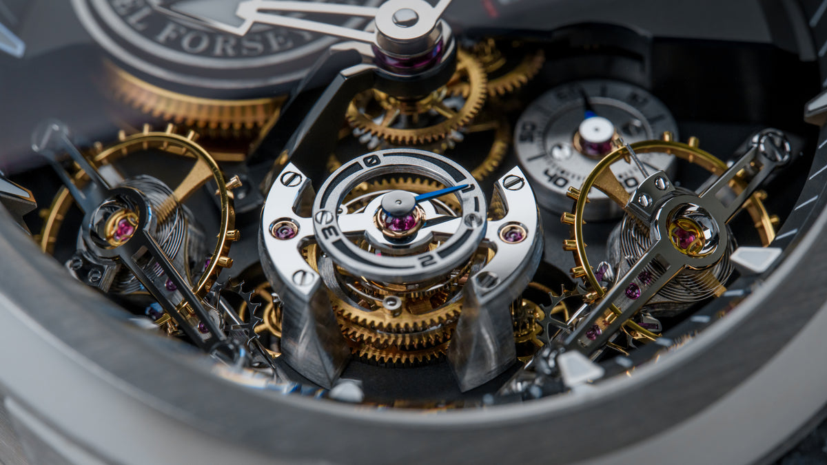 Double Balancier Convexe, Titanium