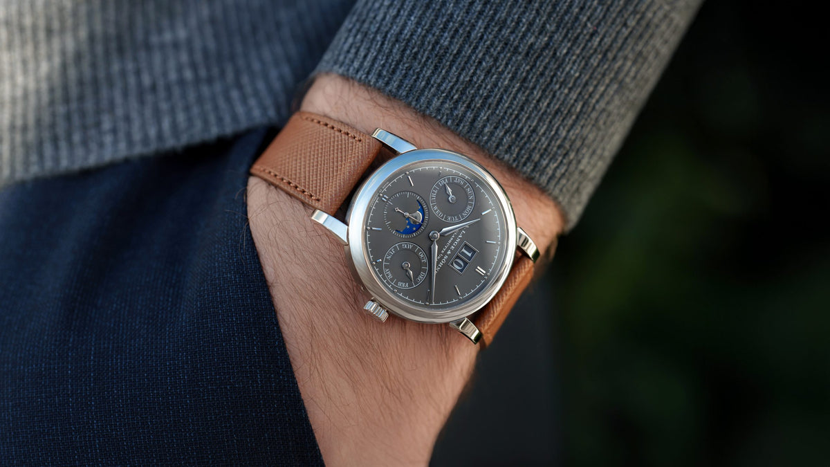 Lange-330.039-Saxonia-Annual-Calendar-US-Boutique-Edition