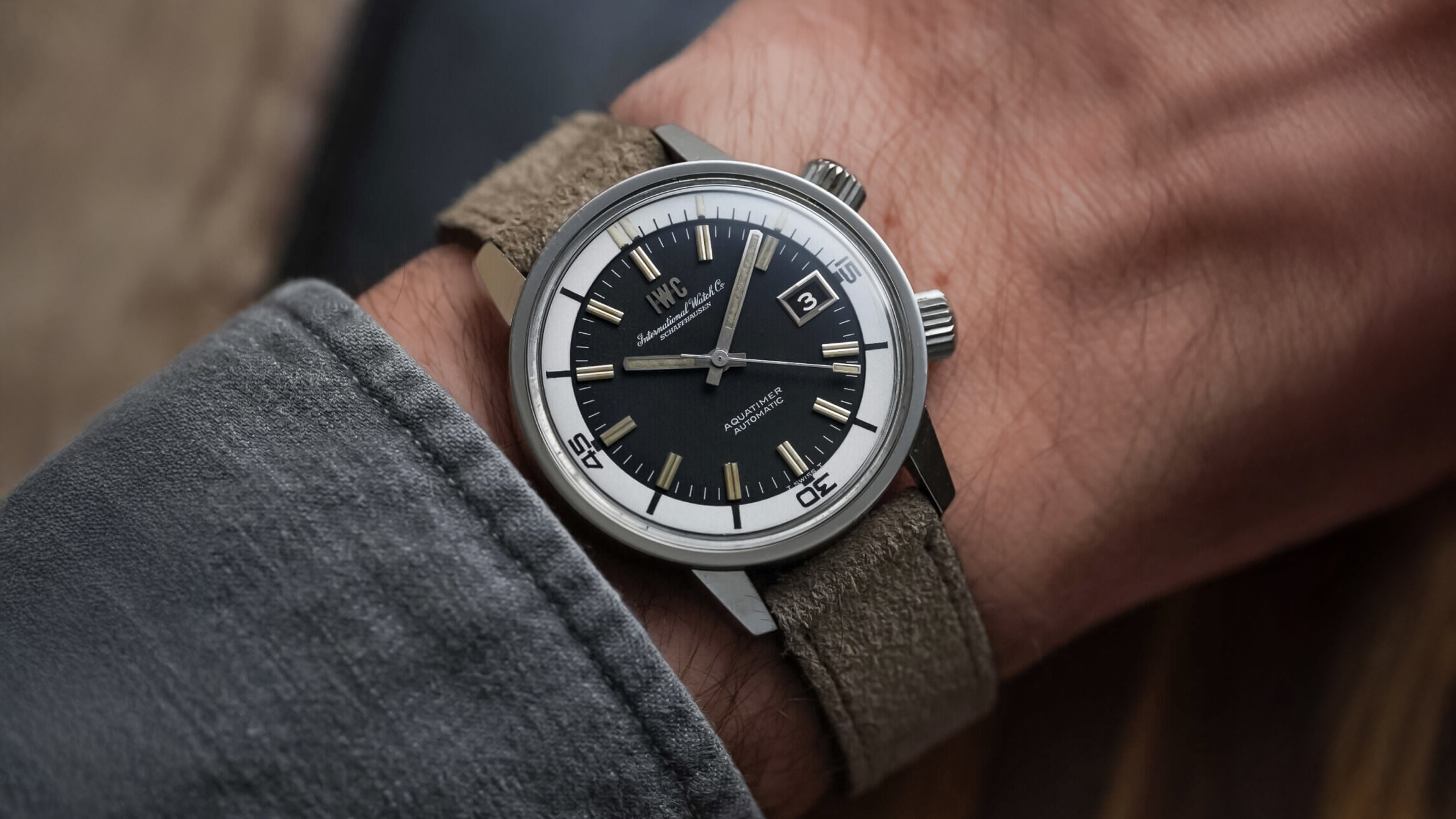 425.050 A. Lange & Söhne 1815 Rattrapante Honeygold – Hairspring