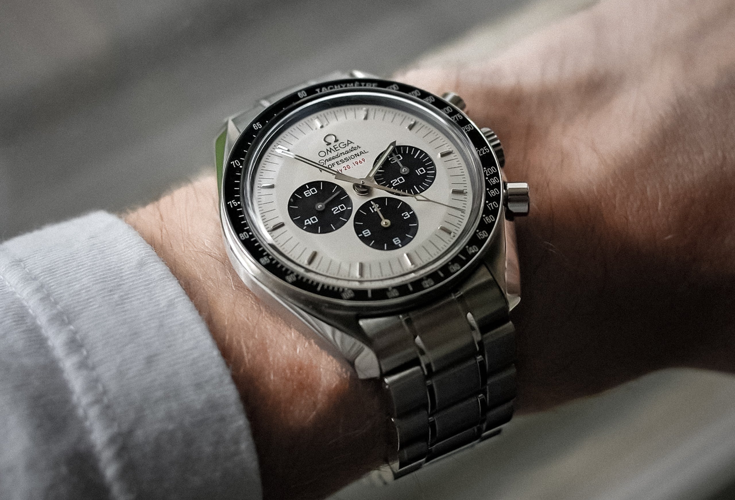 Apollo XI 35th Anniversary Omega Speedmaster 3569.31 – Hairspring