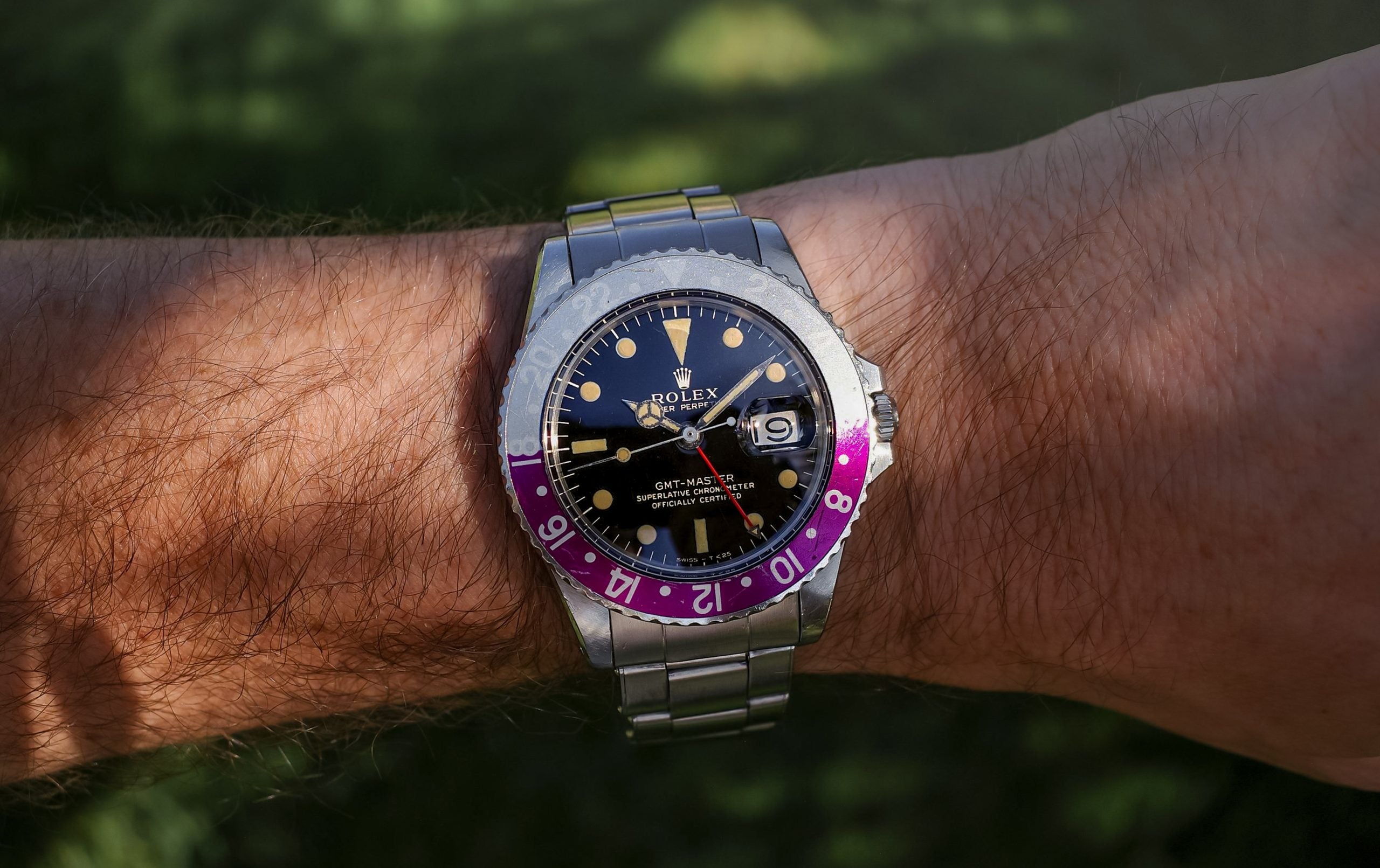 Fuchsia-Rolex GMT-Master-1675