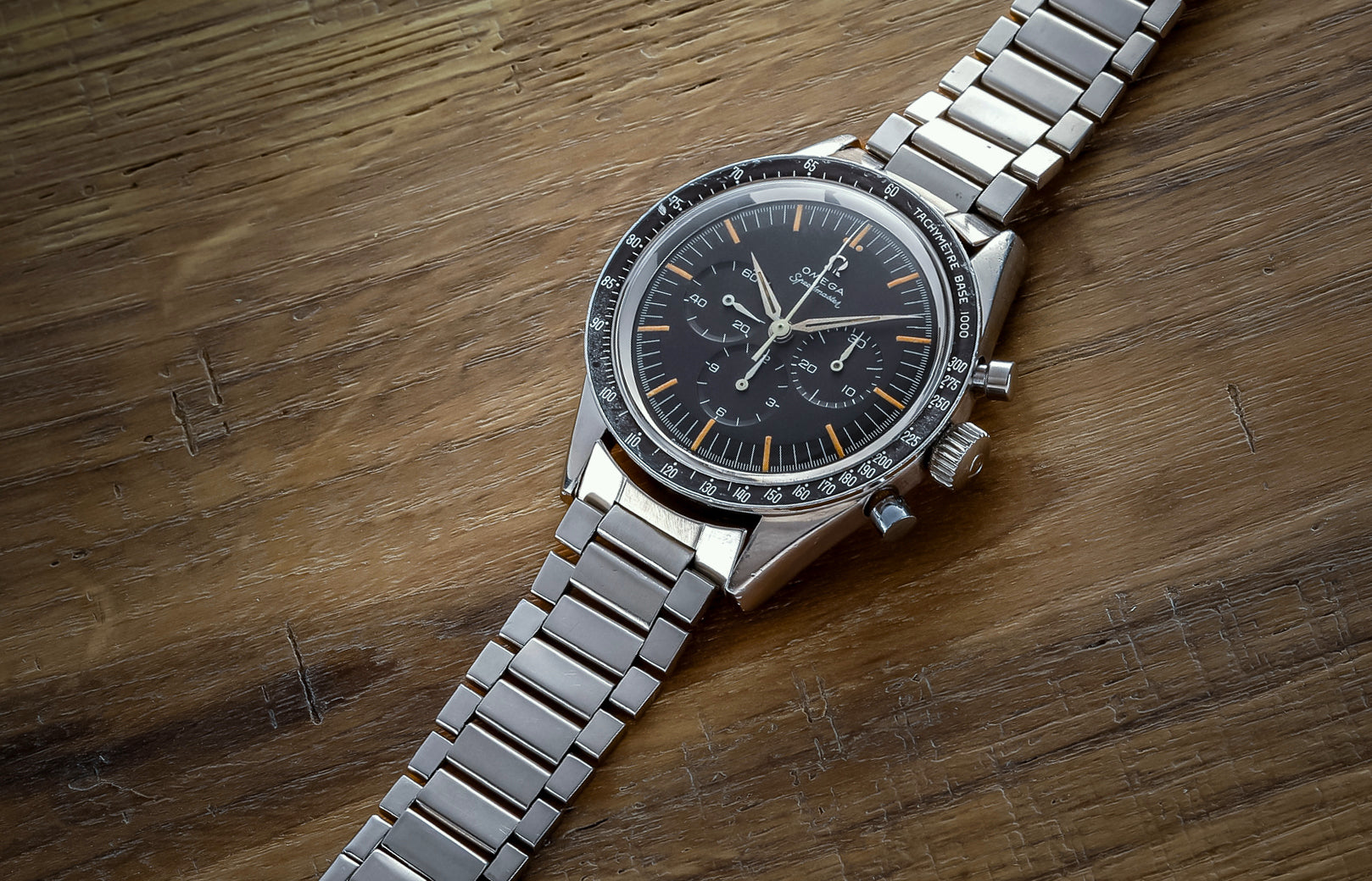 2998-2 Straight-Lug, Dark Brown Omega Speedmaster – Hairspring