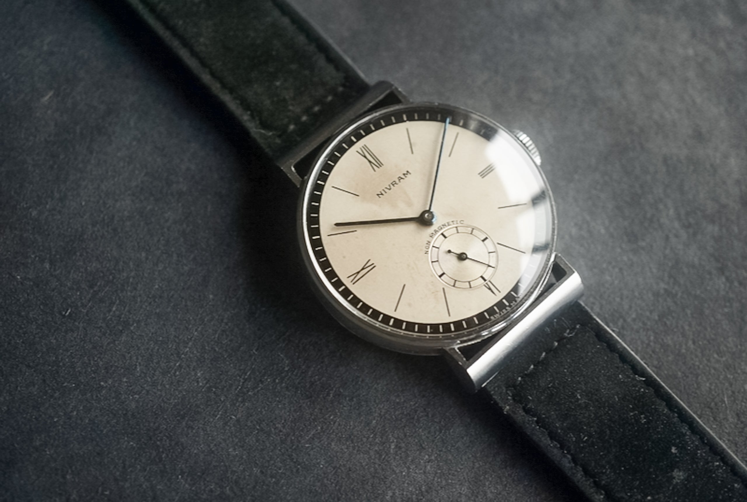 Nivram (Marvin) 1930s Tuxedo Calatrava – Hairspring