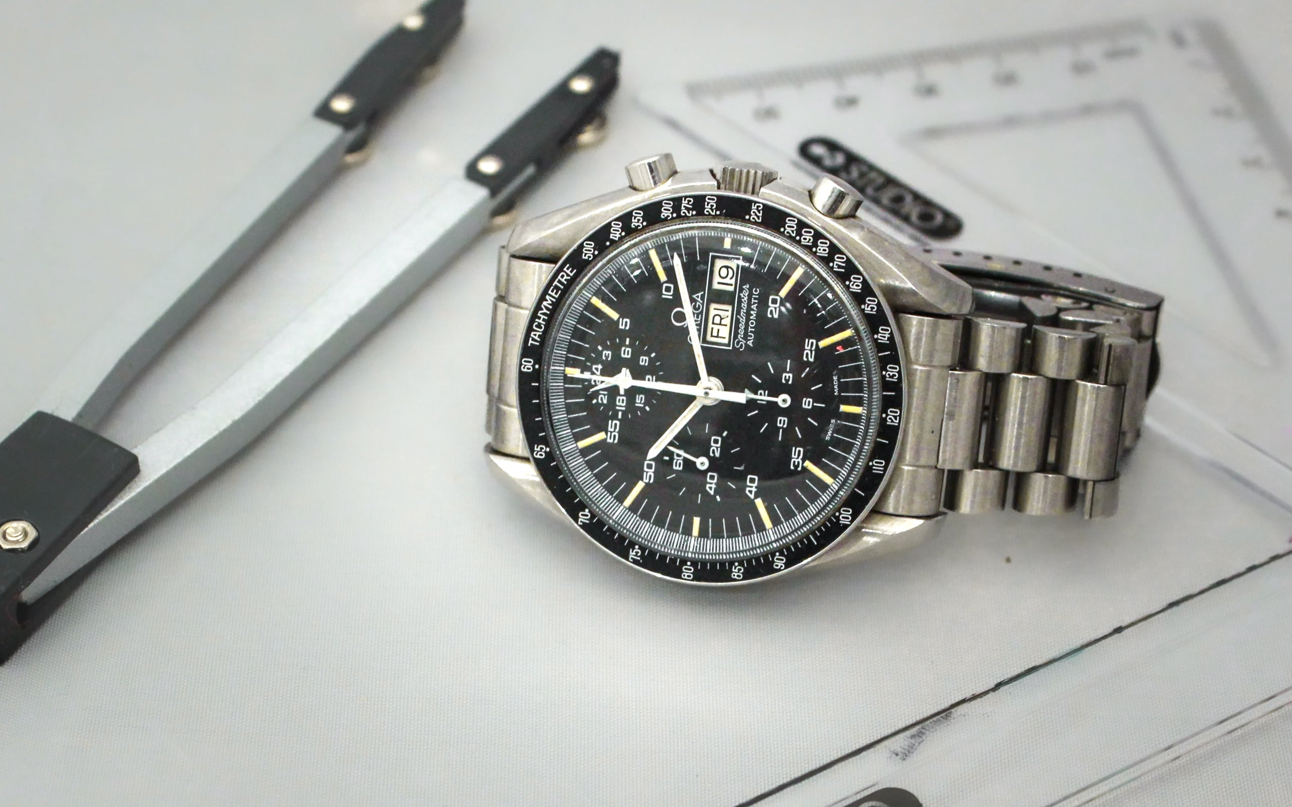OMEGA Speedmaster Automatic 本体 Holy Grail' 376.0822 Omega Speedmaster – Hairspring