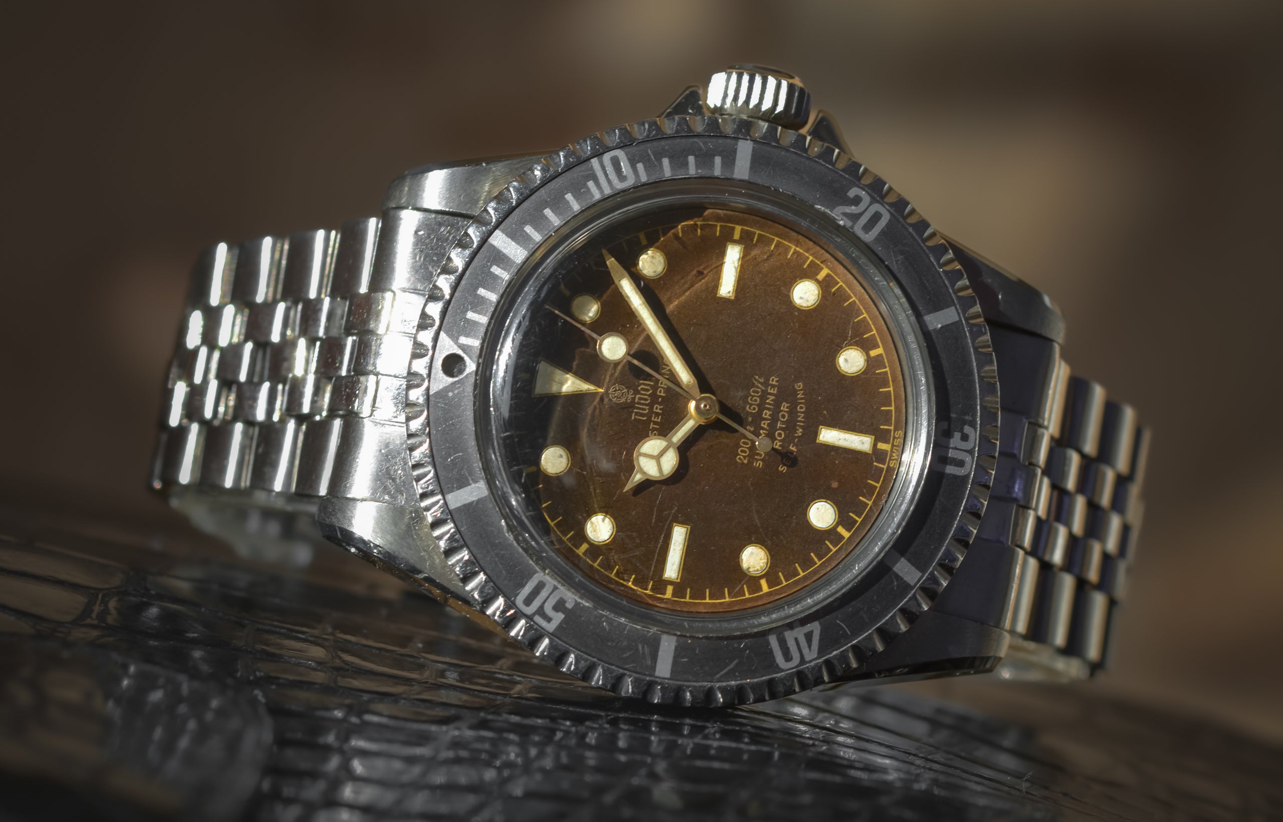 シュデッセイ Tropical 'Swiss Only' 7928 Tudor Sub – Hairspring