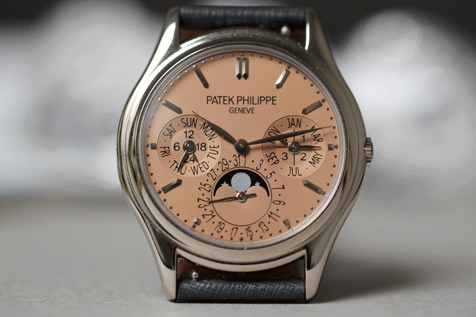 Anniversary Patek Philippe 3940G Salmon Dial – Hairspring