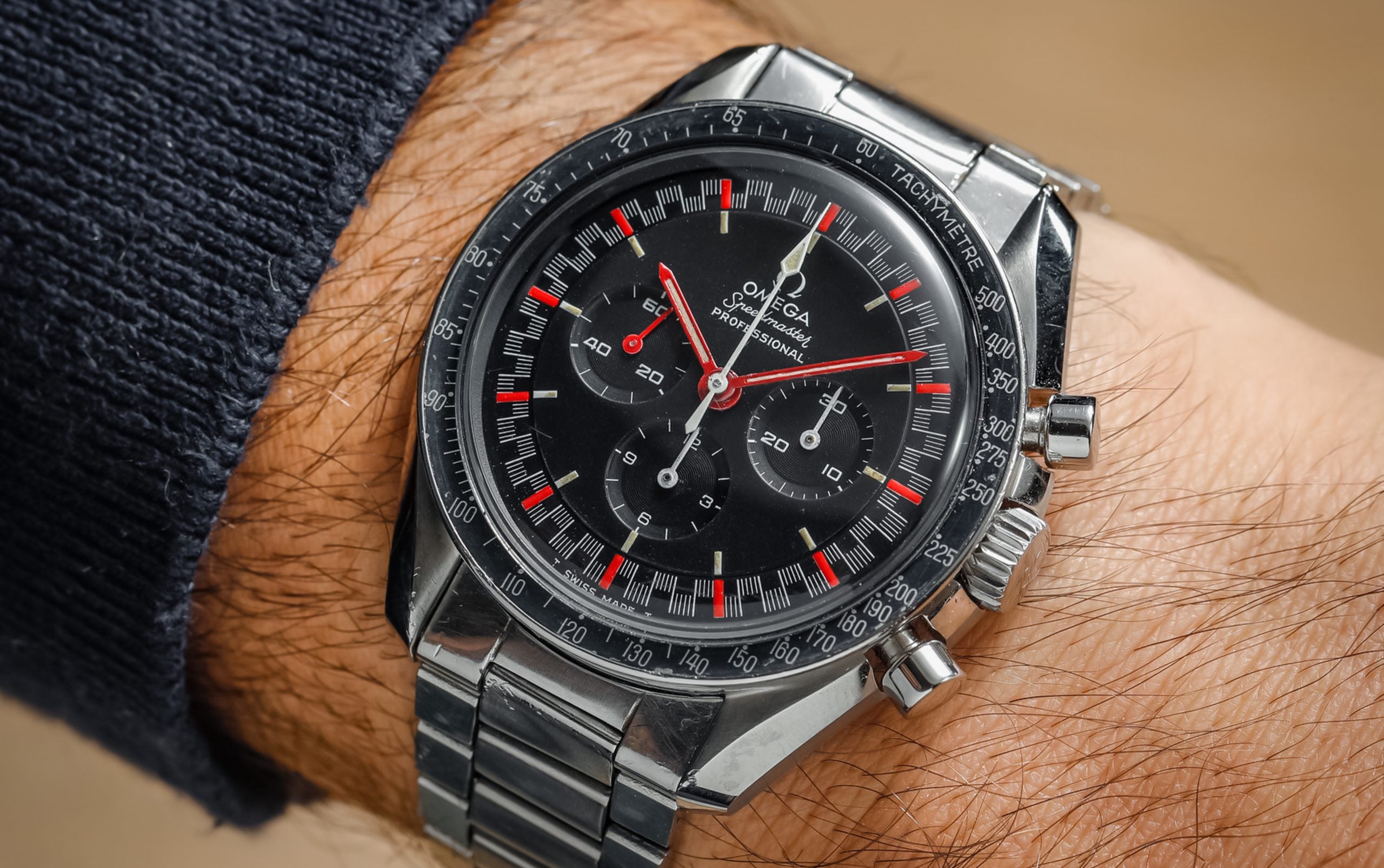 'Red Racing' 145.012-67 Omega Speedmaster