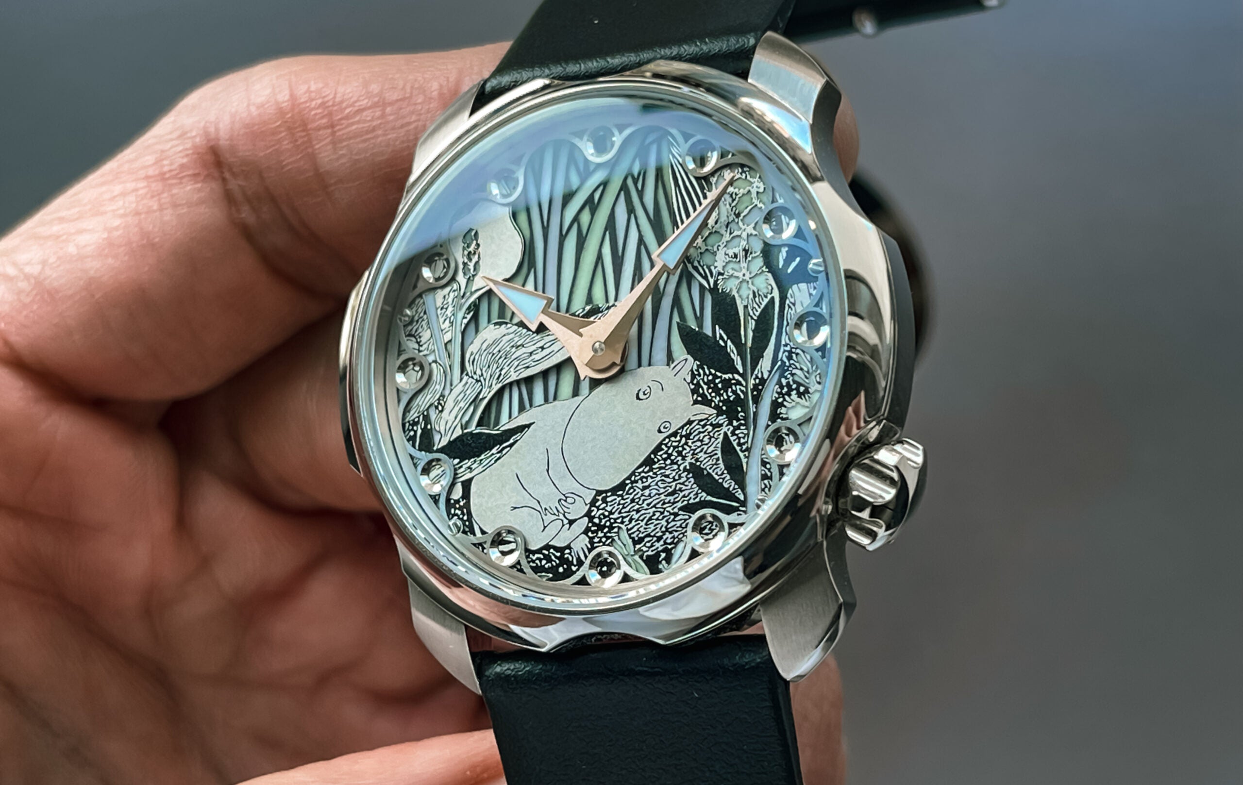 Sarpaneva Moomin Rose Gold Hands – Hairspring