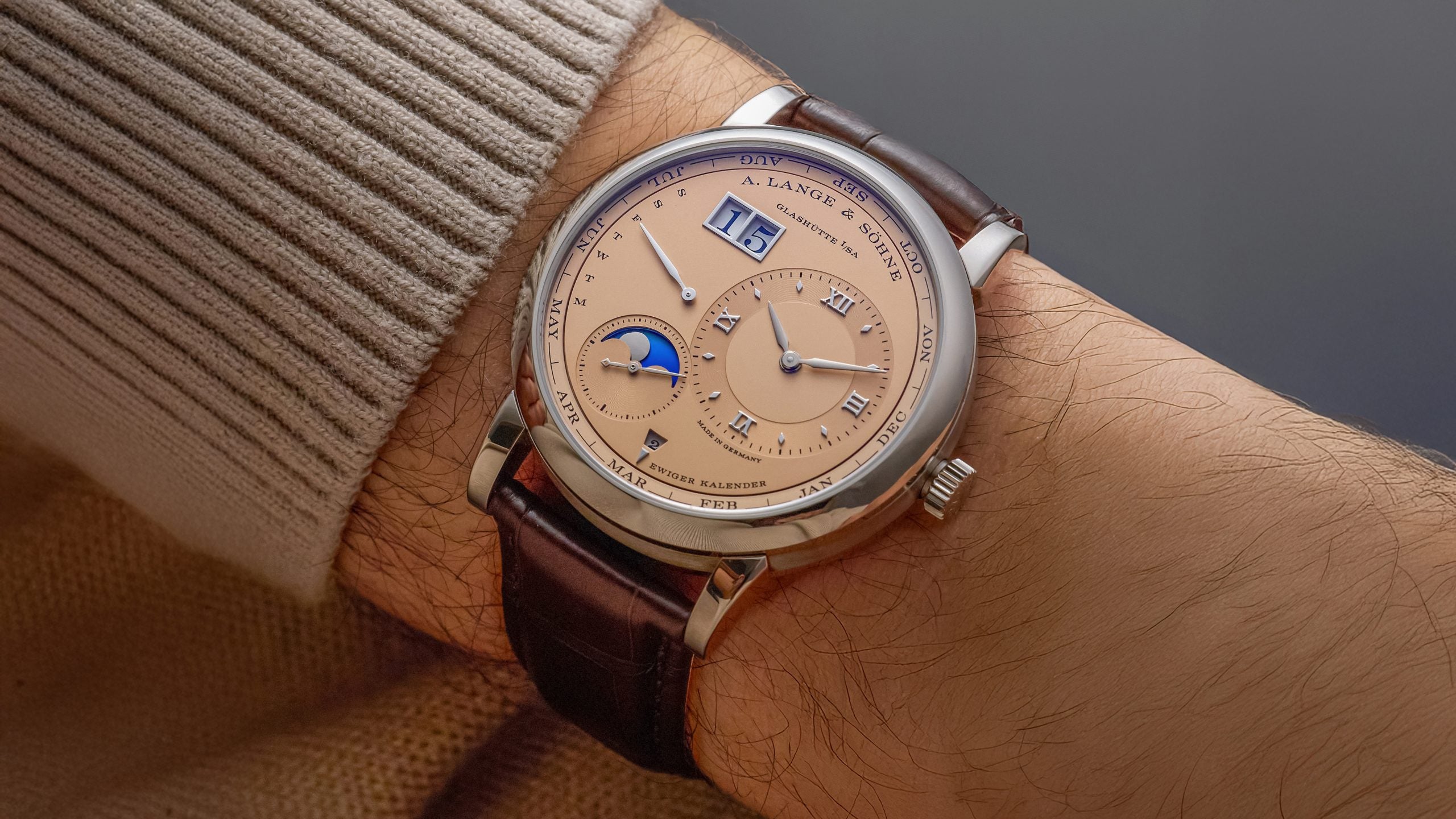 345.056-Lange-Lange-1-Perpetual-Calendar