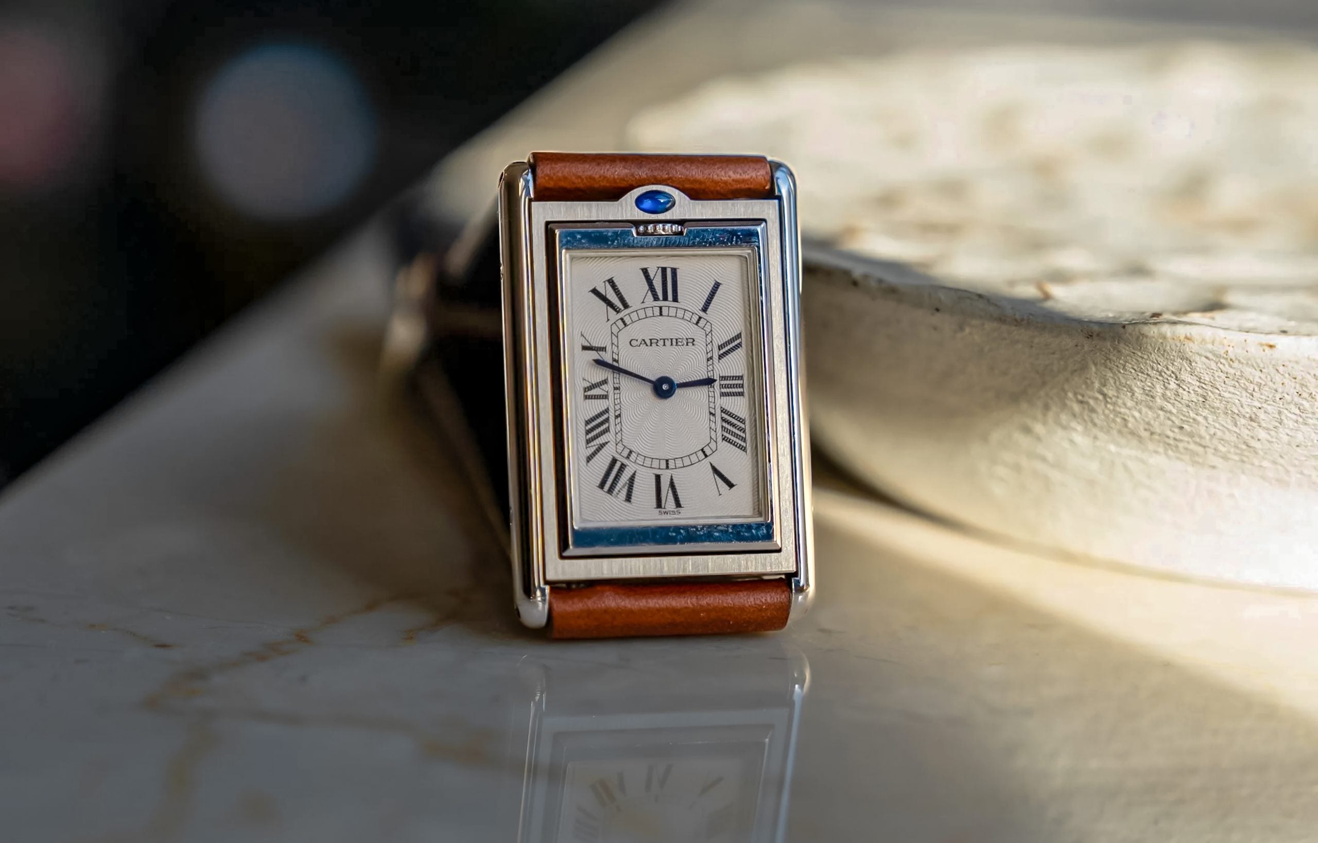 2390 Cartier Tank Basculante Mechanique – Hairspring