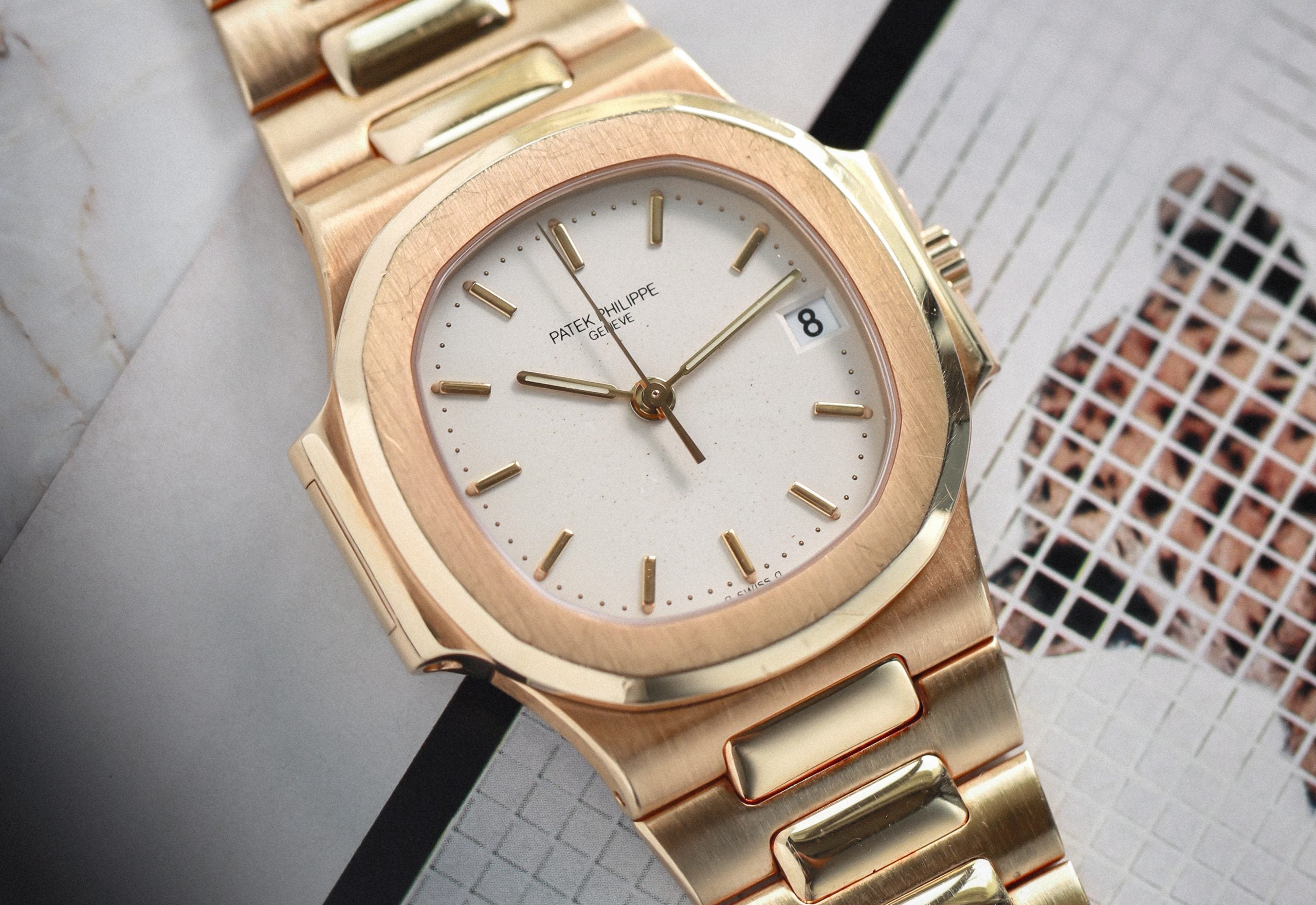 Patek Philippe Nautilus 3800 in Yellow Gold – Hairspring