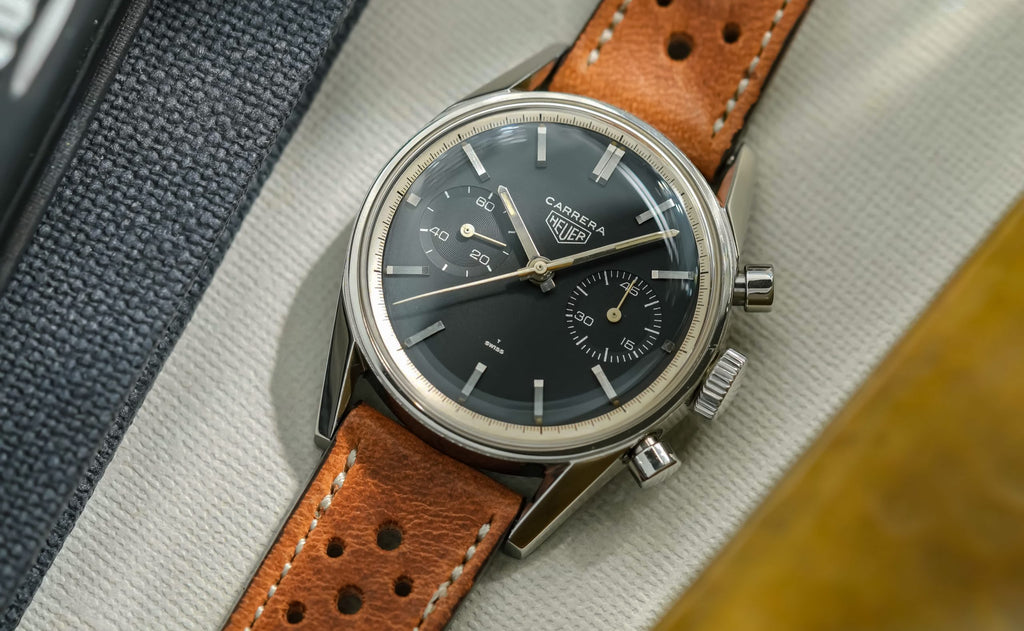 Silver-Script-3647N-Heuer-Carrera