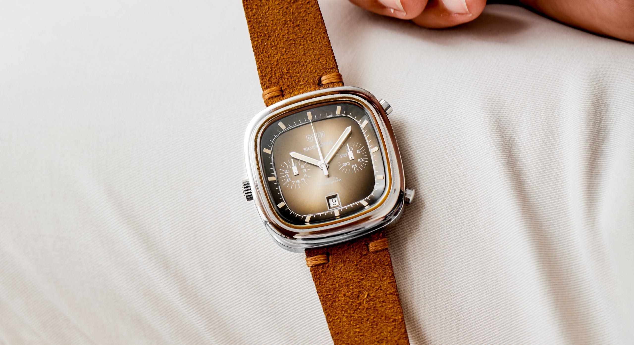 Fumé Dial 110.313 Heuer Silverstone – Hairspring