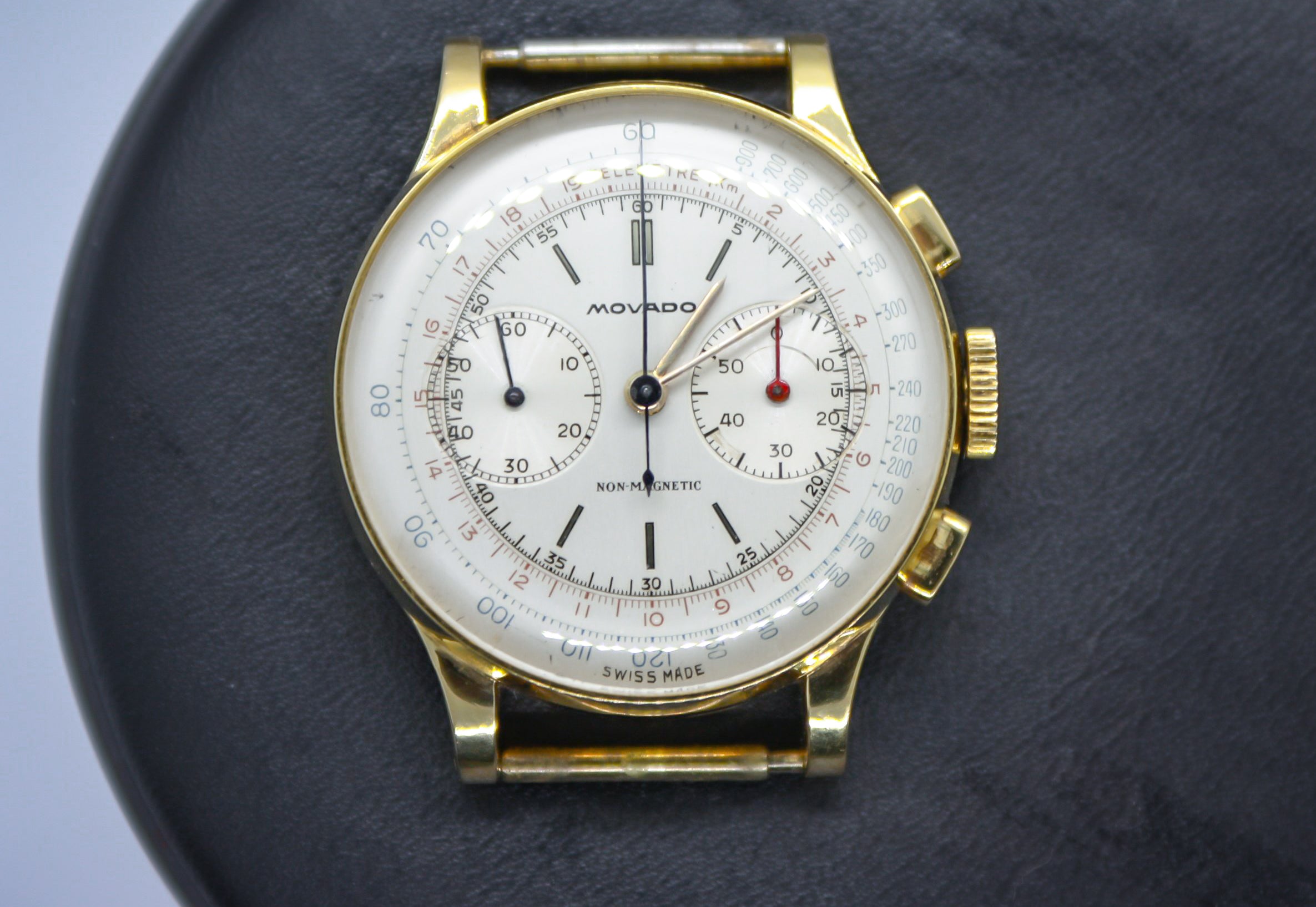 Unrestored 1940s Movado M90 Chronograph – Hairspring