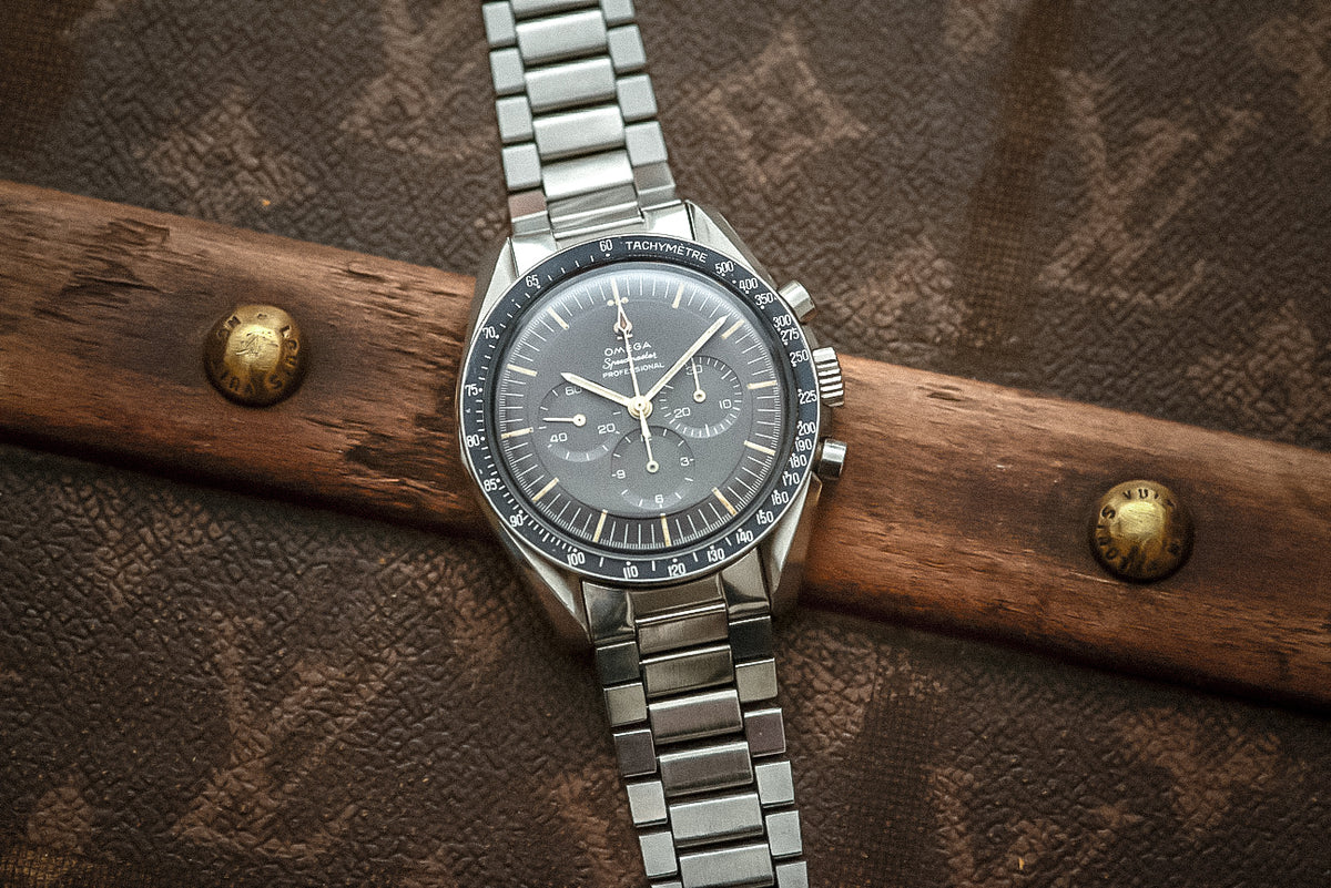 Omega-Speedmaster-105.012-No-T-Grey-Dial