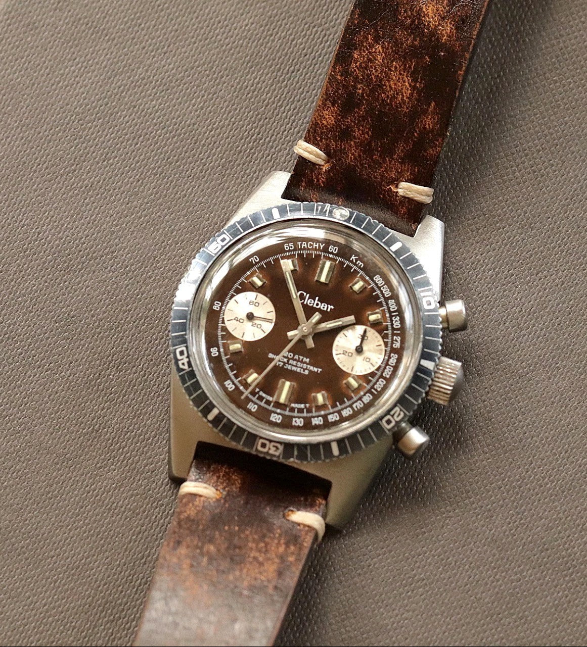 アンティーク Tropical Clebar Valjoux 7733 Diver – Hairspring