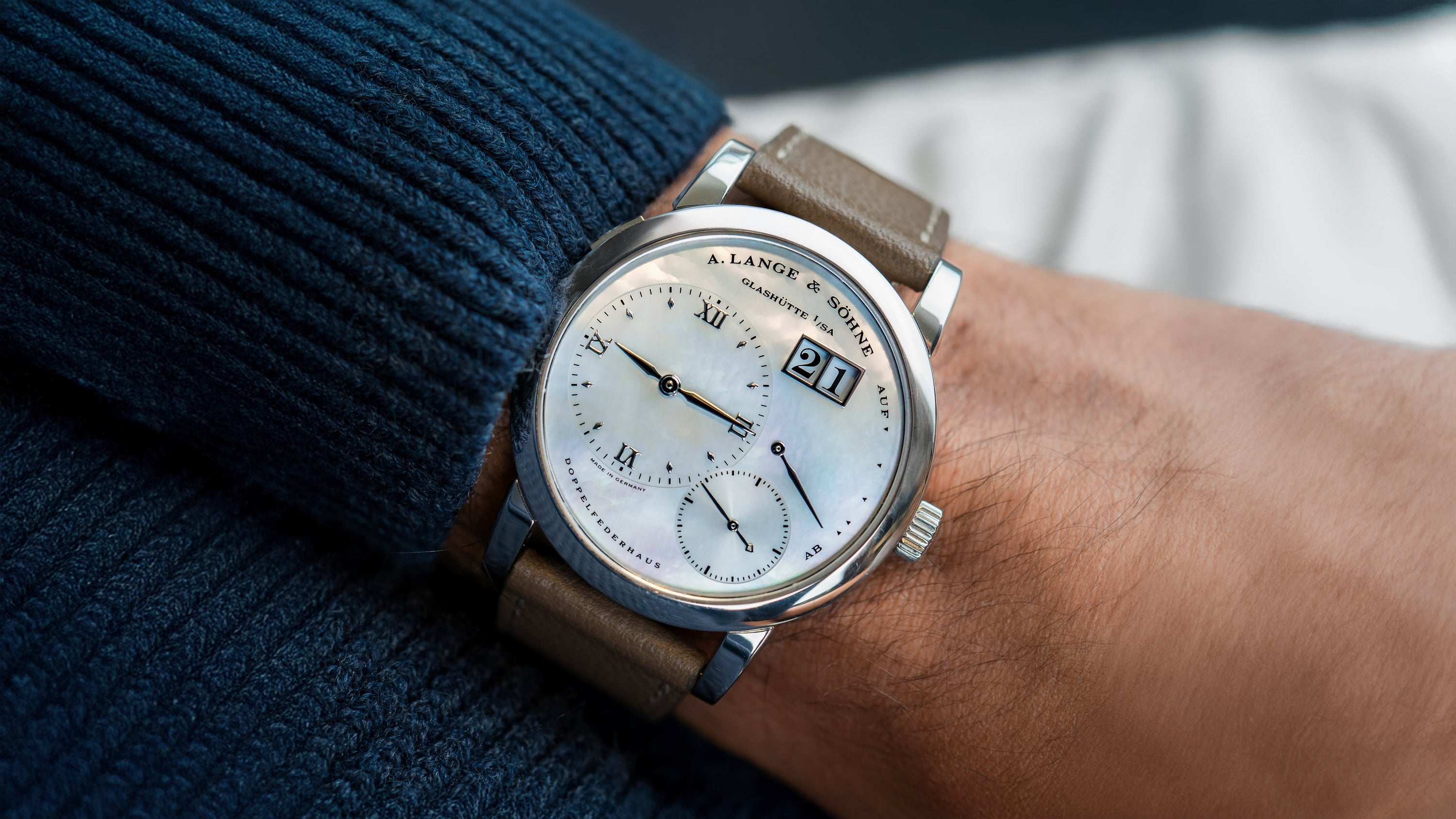 'Soirée' Mother of Pearl Dial 110.029 A. Lange & Söhne Lange 1