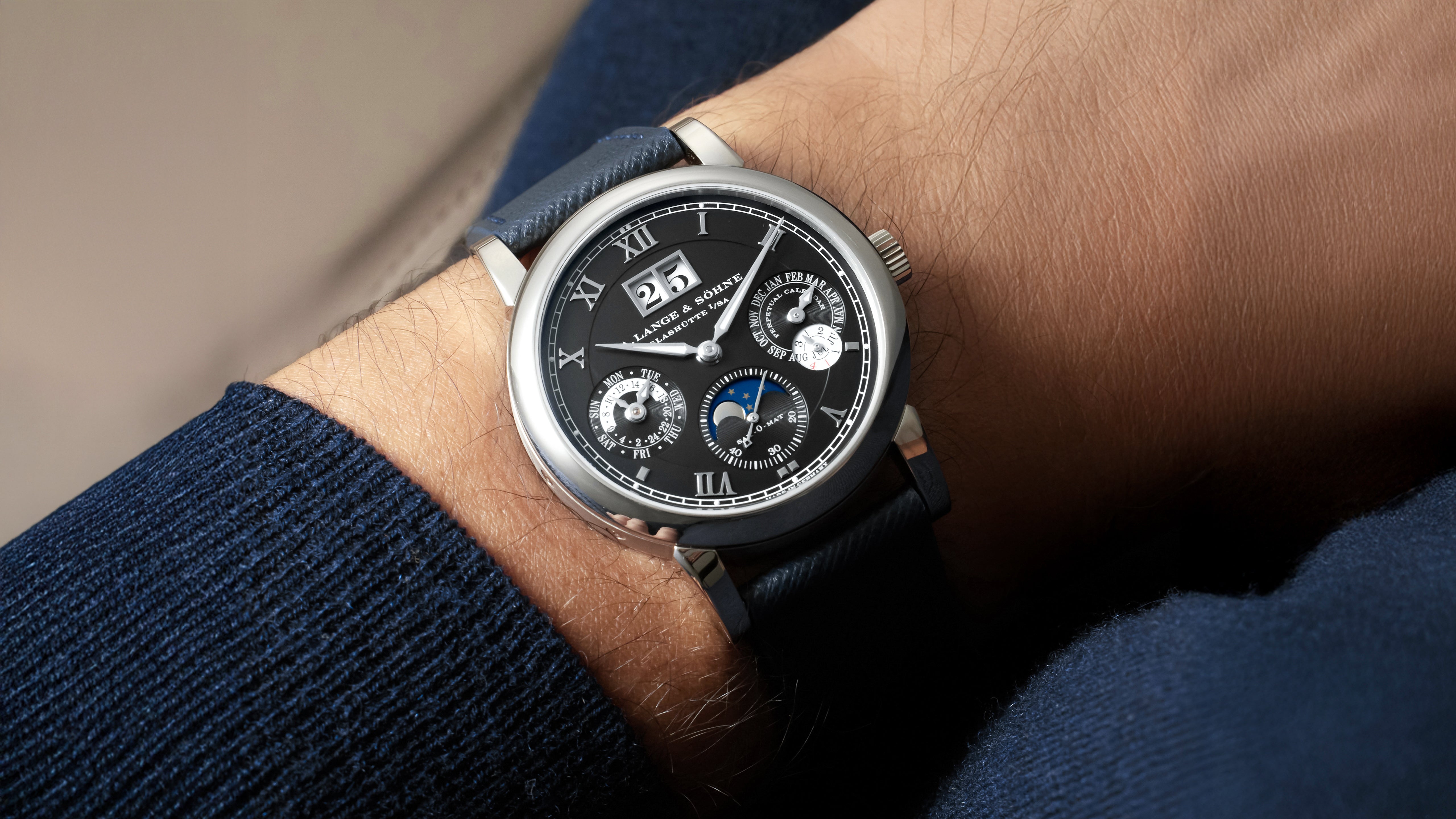 Panda Tudor 79170 Big Block with Graduated 12-Hour Bezel – Hairspring