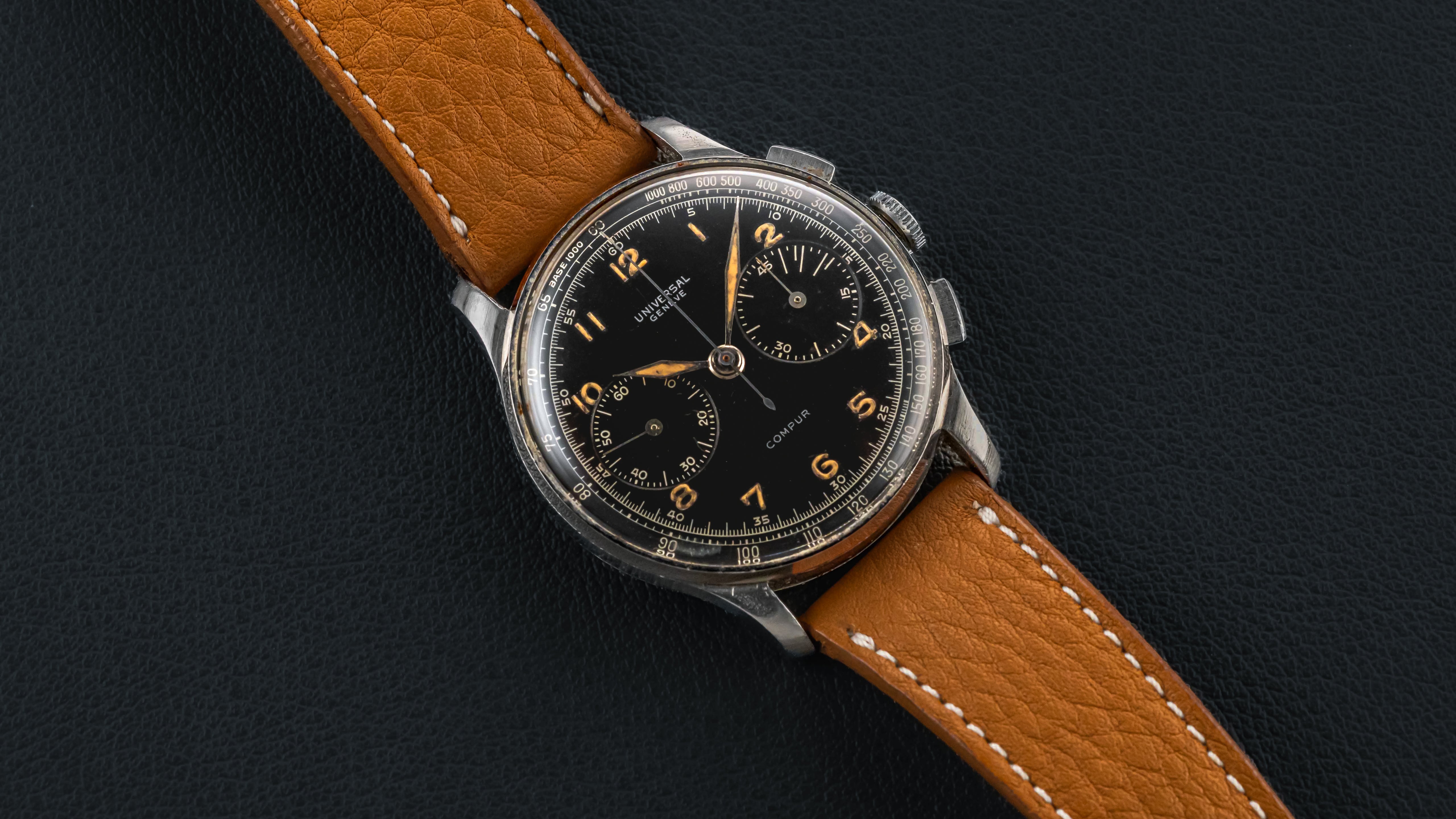 Black Gilt Dial 22445 Universal Genève Copmur – Hairspring