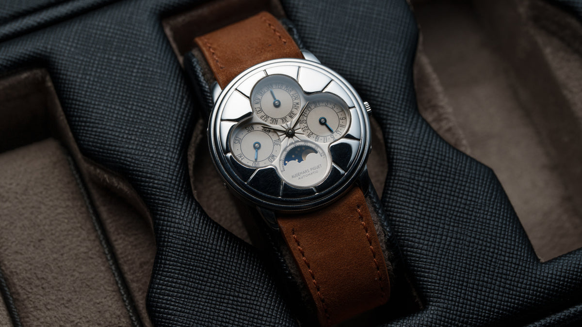 25681PT, 'Clover' Perpetual Calendar, Platinum