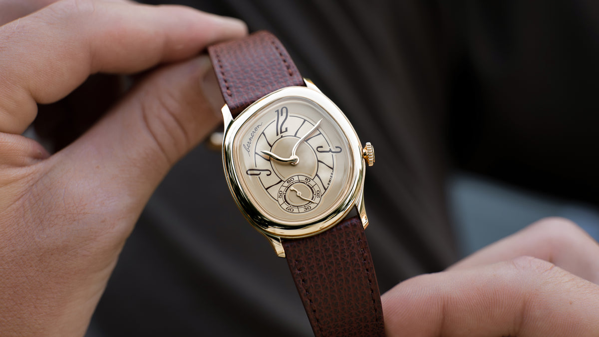 Mirage 38, Sienna, Yellow Gold