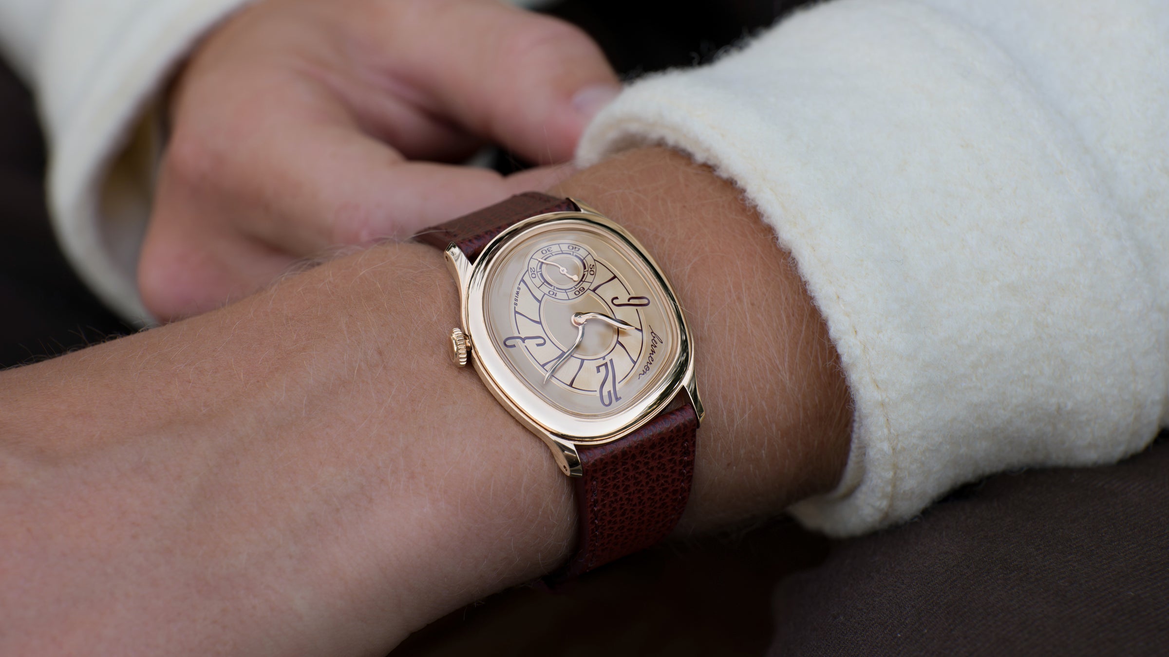 Mirage 38, Sienna, Yellow Gold