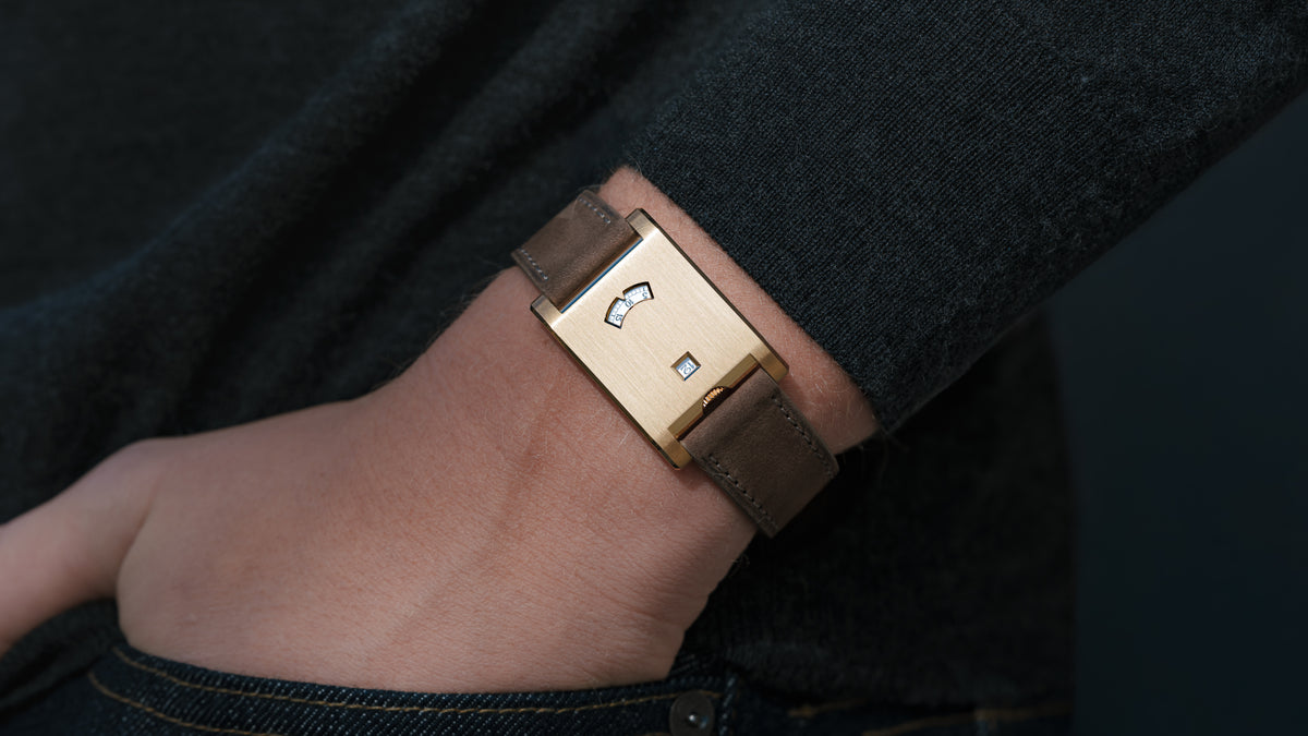 Tank À Guichets, Privé, Yellow Gold