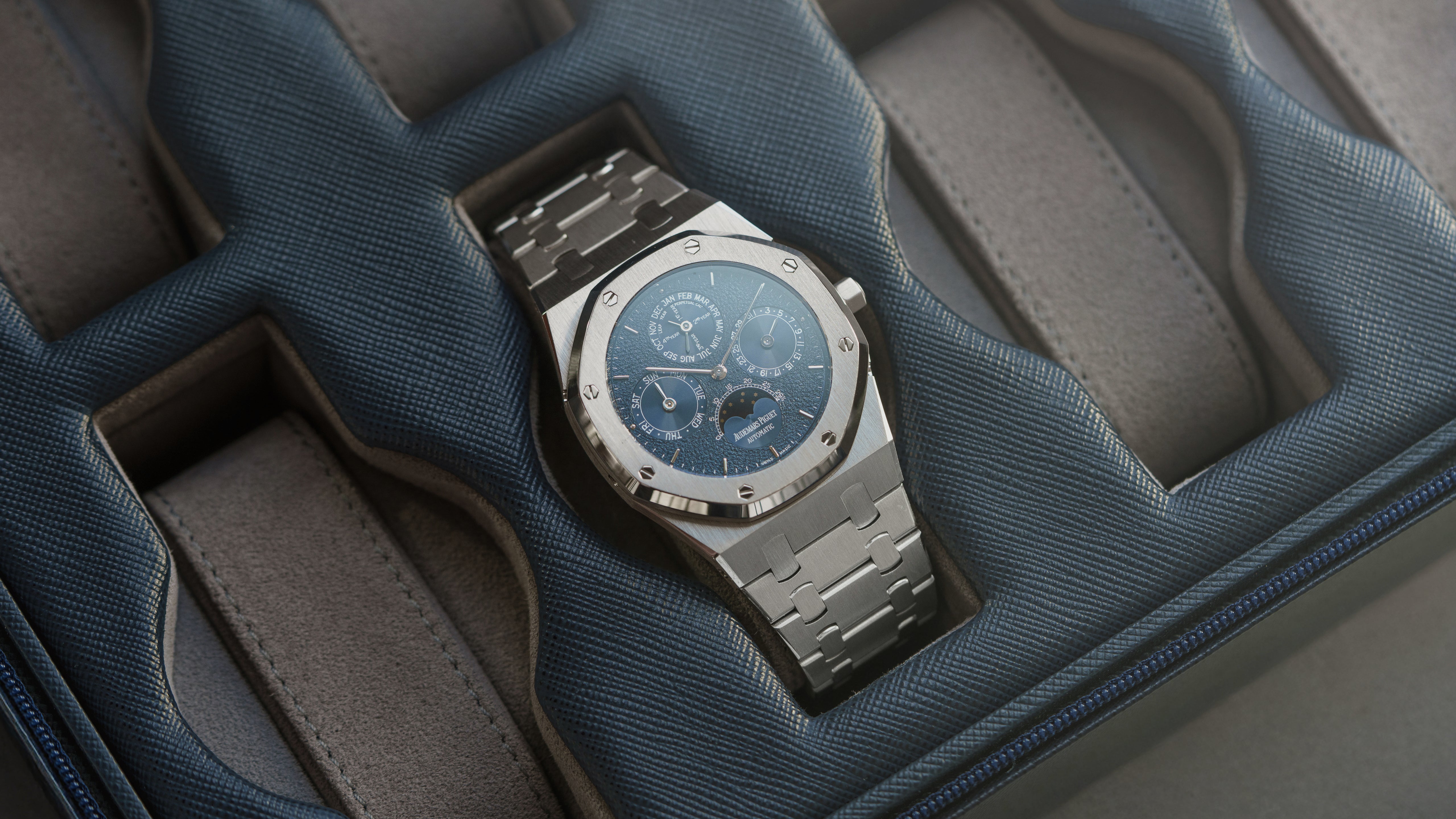 Tropical Dial A384 Zenith El Primero – Hairspring