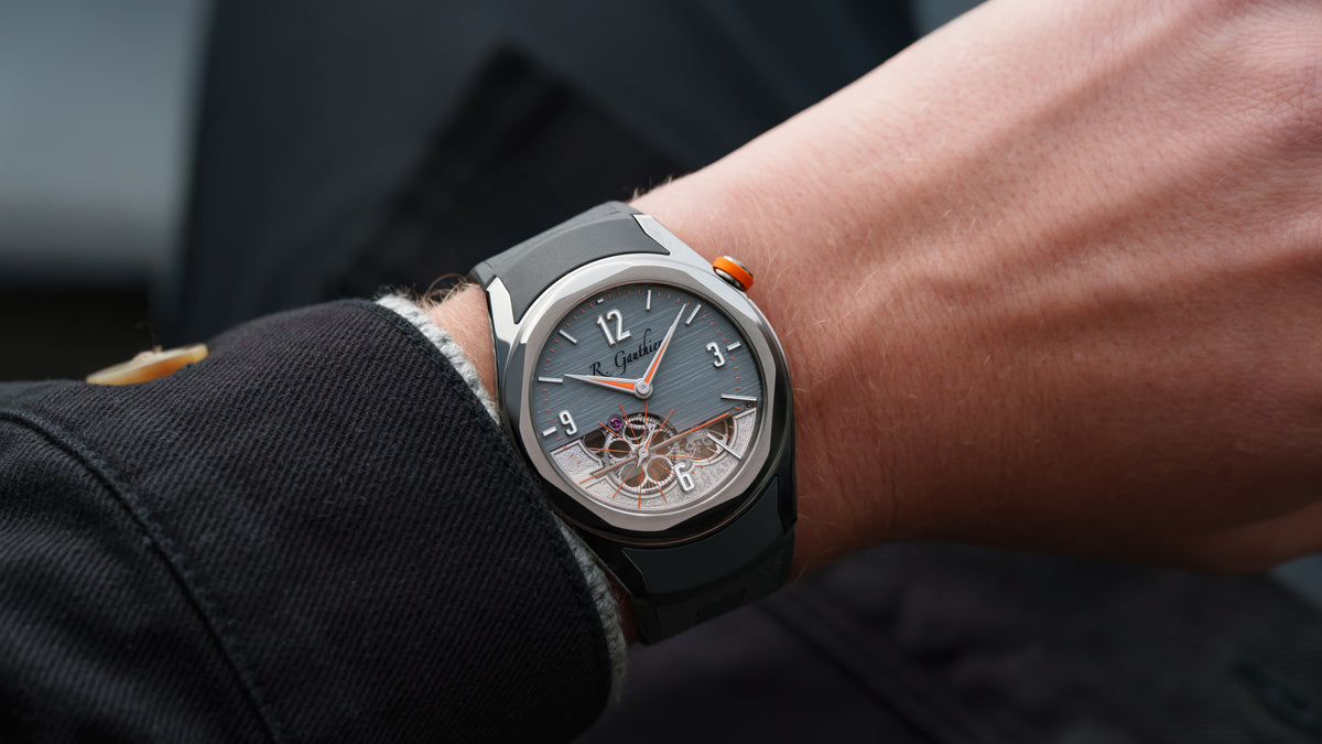 C Edition Six, Titanium