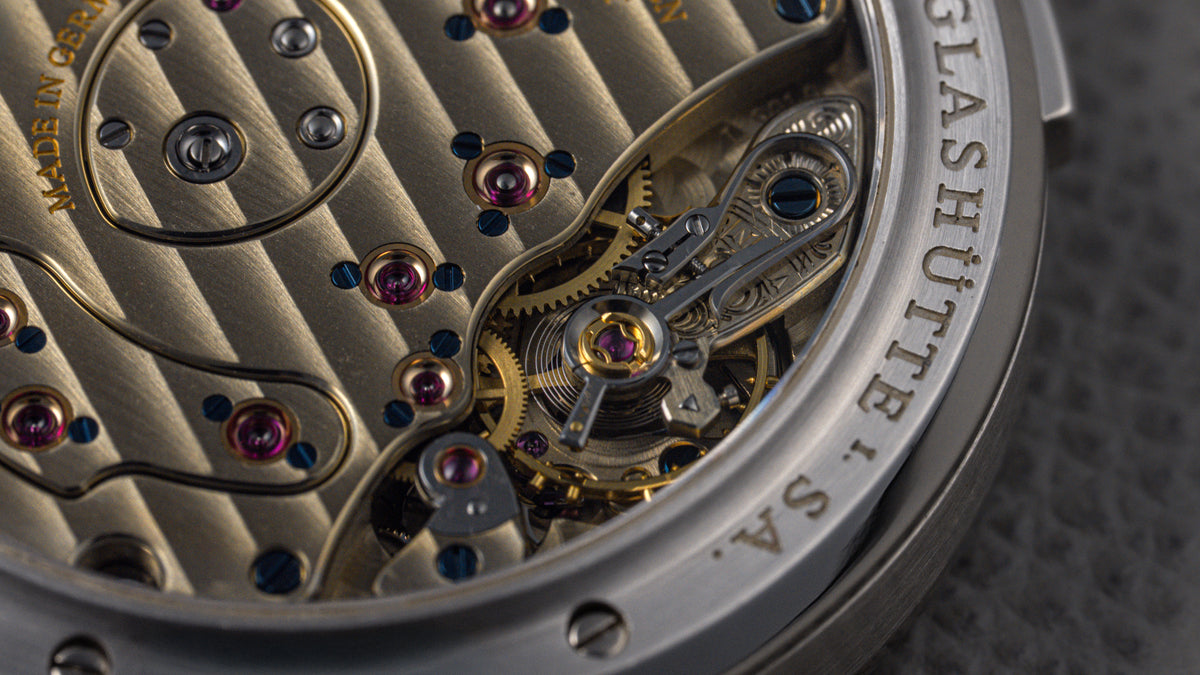 101.025, 'Stealth' Lange 1, Platinum