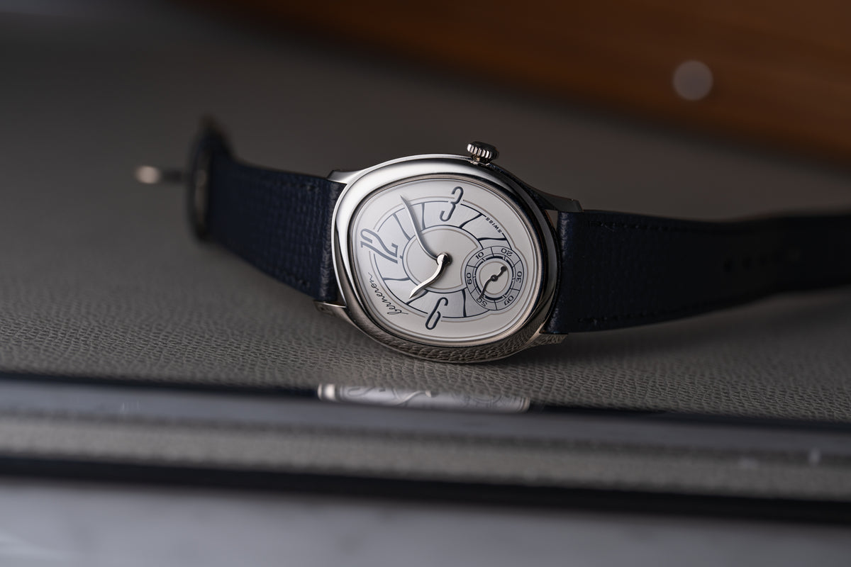 Mirage 38, Prussian Blue, White Gold