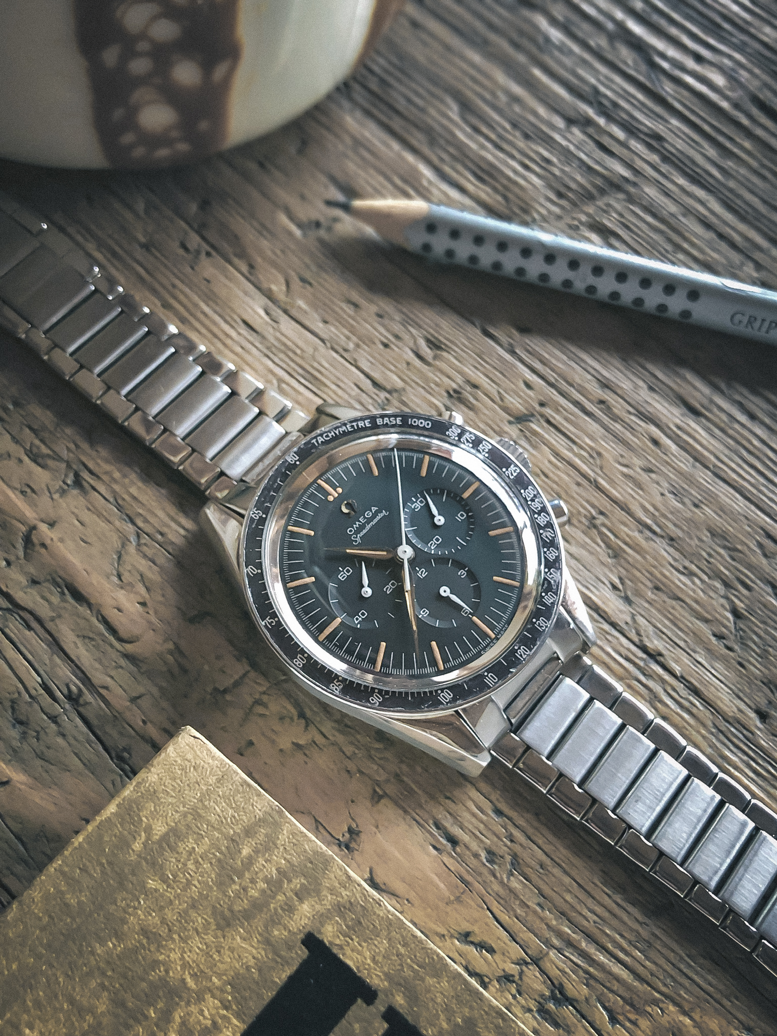 Pre moon outlet speedmaster