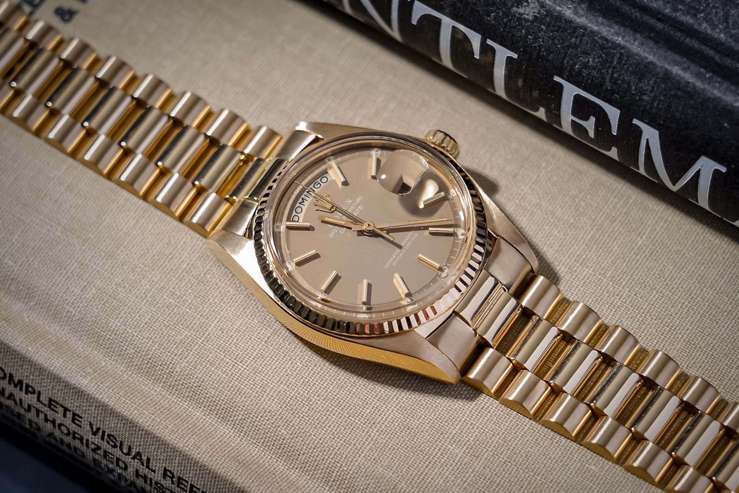 Rolex day clearance date half gold