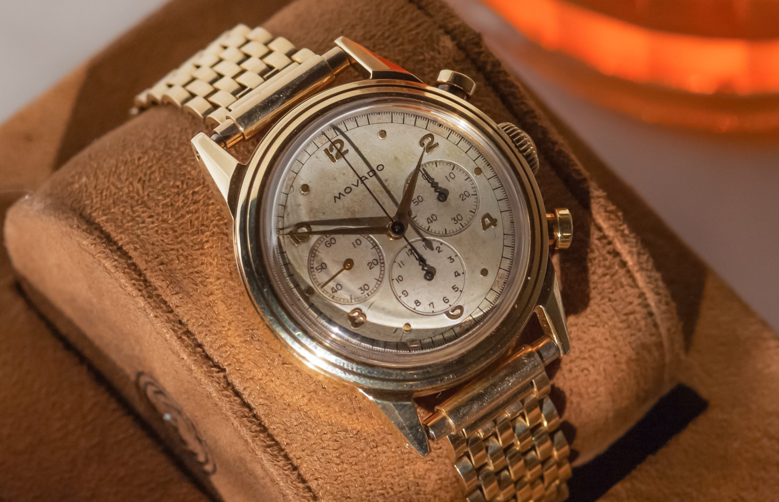 The Movado M95 vintage watch hands-on