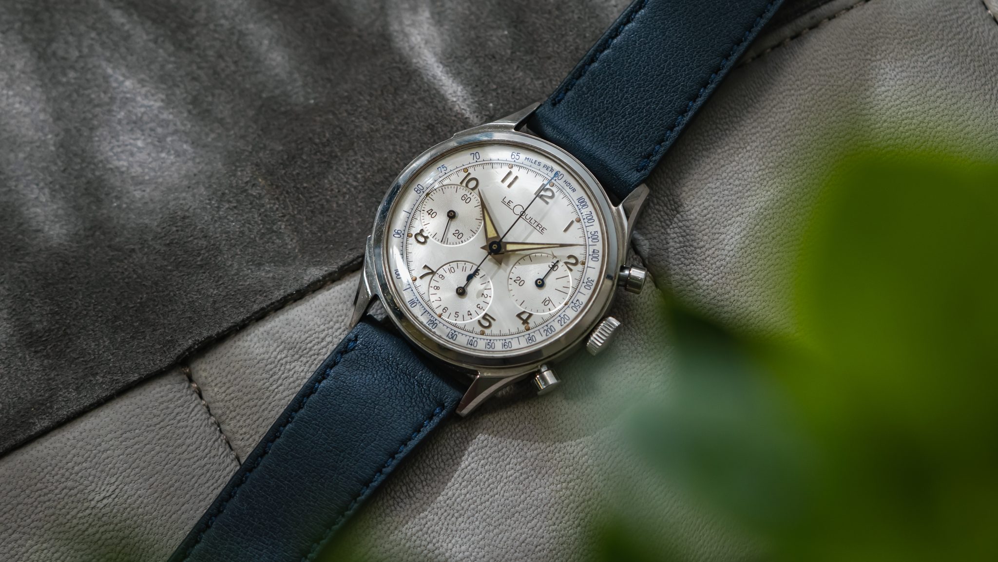 Jaeger-Lecoultre-E335-Valjoux-72-Chronograph