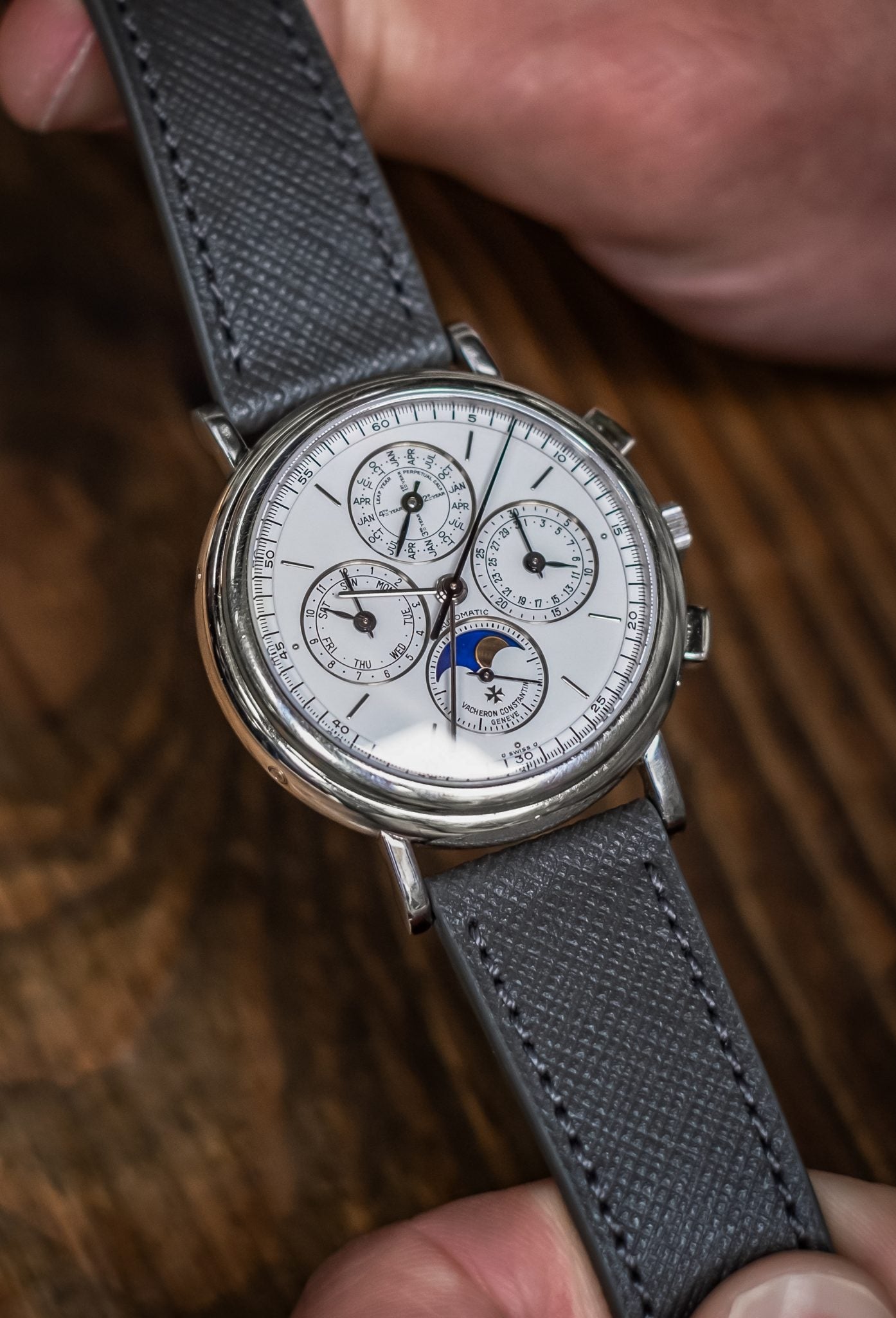 49005-Vacheron-Constantin-Perpetual-Calendar-Chronograph