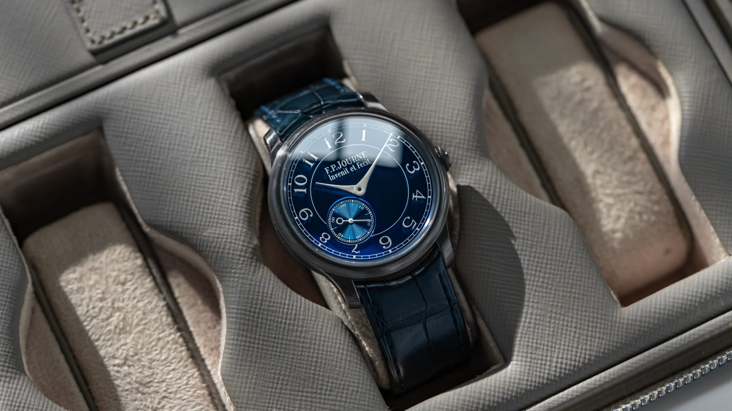 FP-Journe-Chronomètre-Bleu