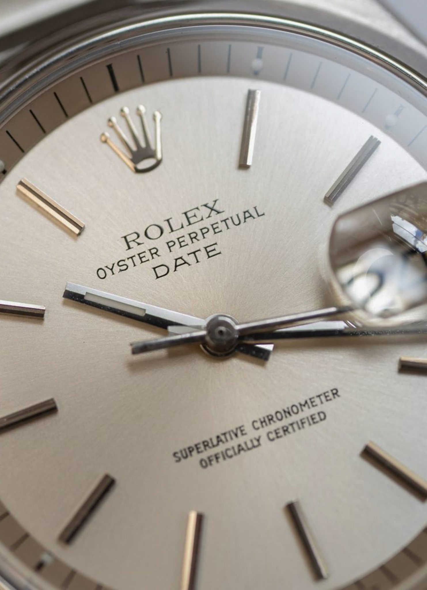 1530-Rolex-Oyster-Perpetual-Date