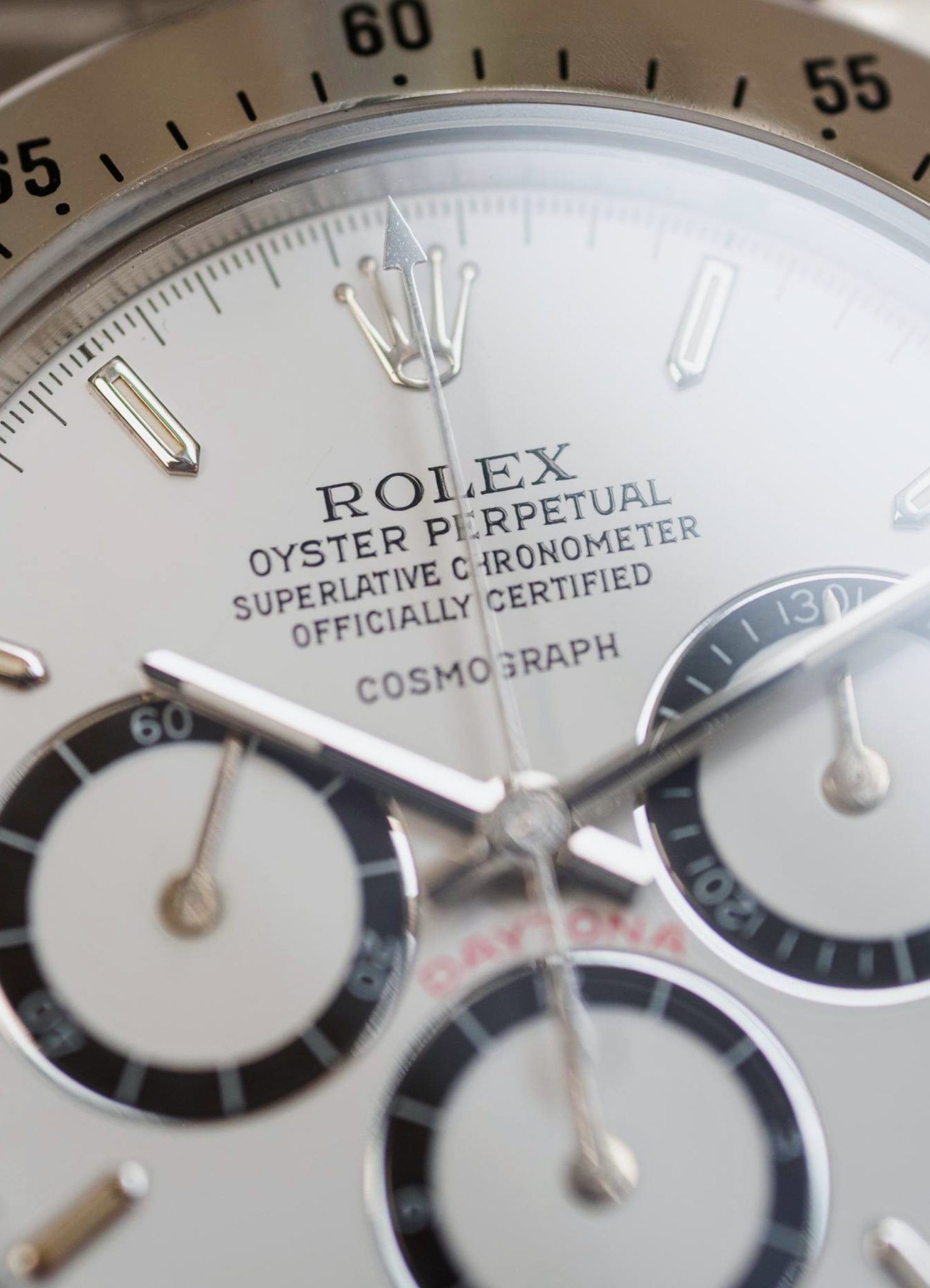 Floating-Cosmograph-Dial-16520-Rolex-Daytona