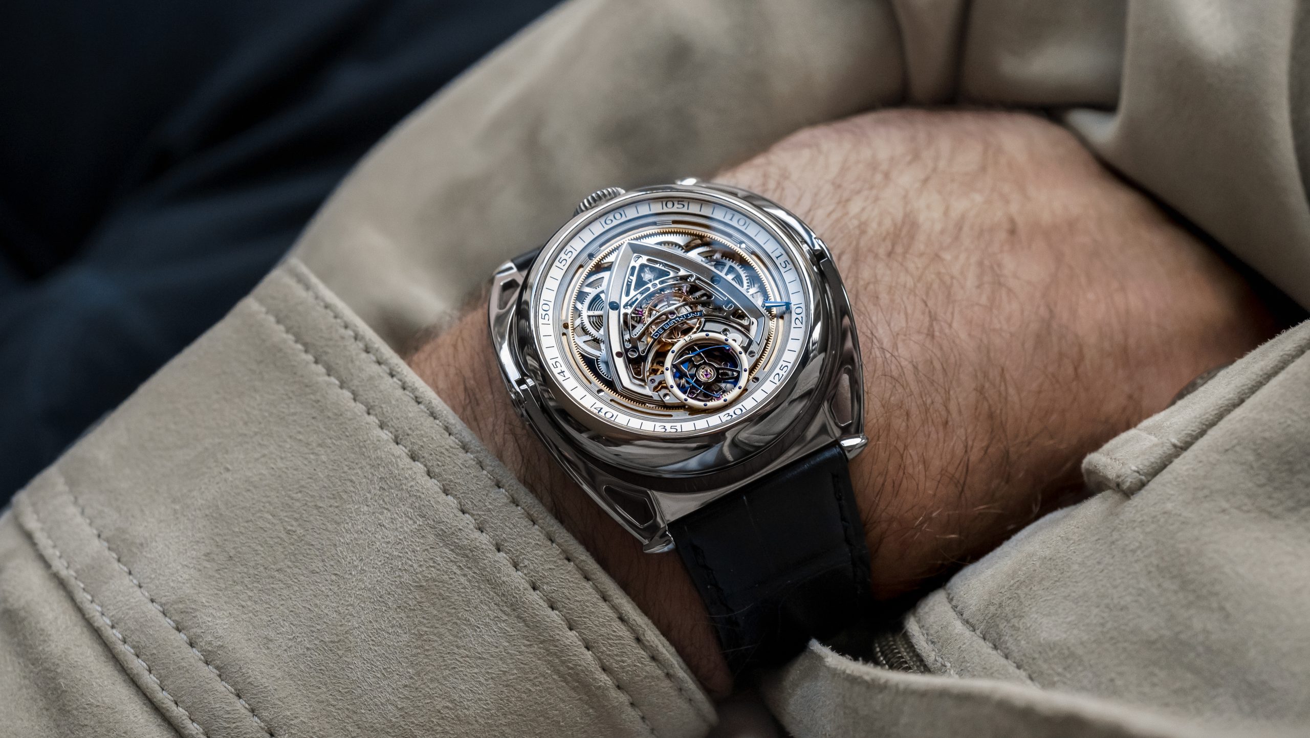 De-Bethune-Kind-Of-Two-GMT