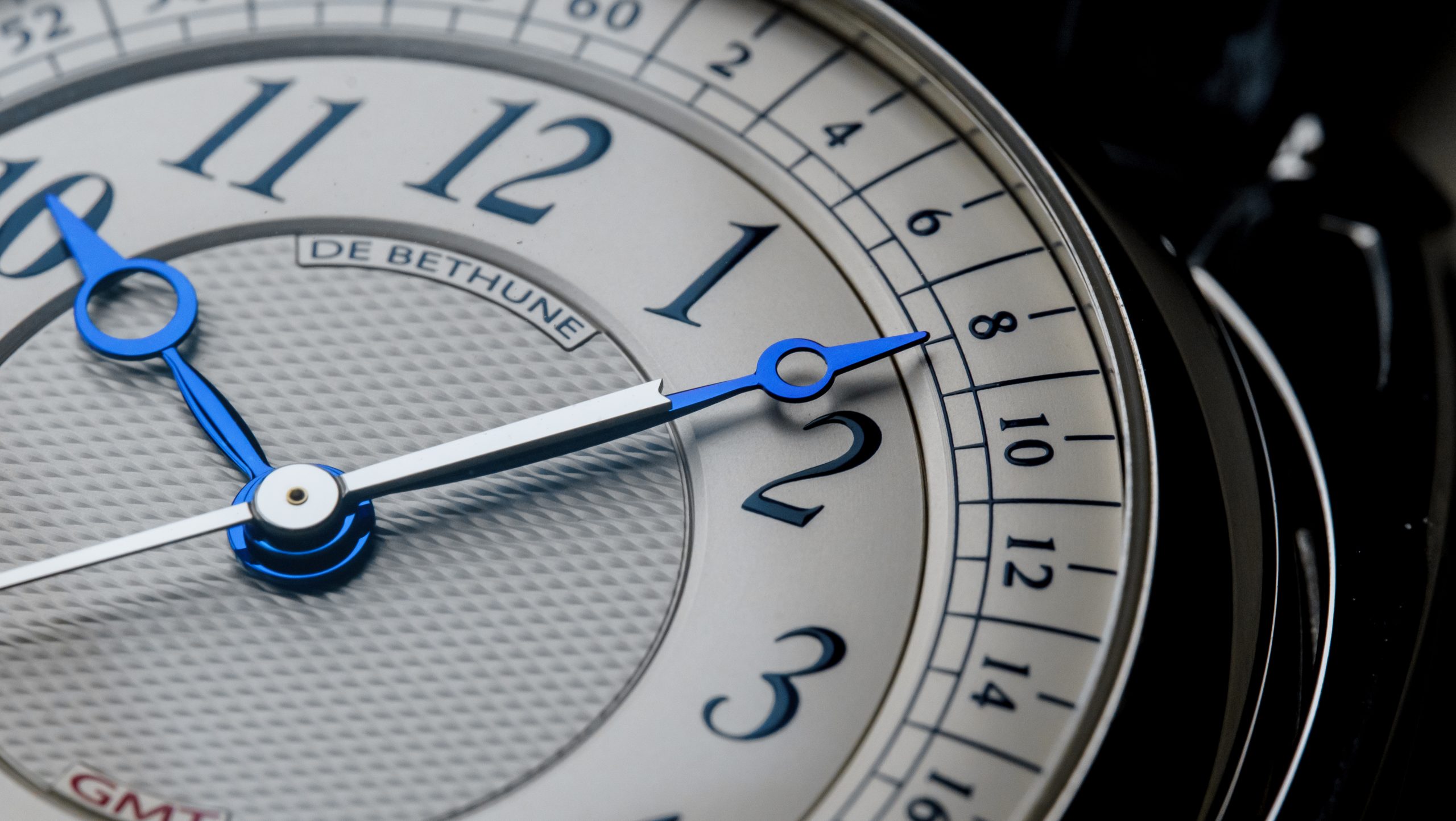 De-Bethune-Kind-Of-Two-GMT