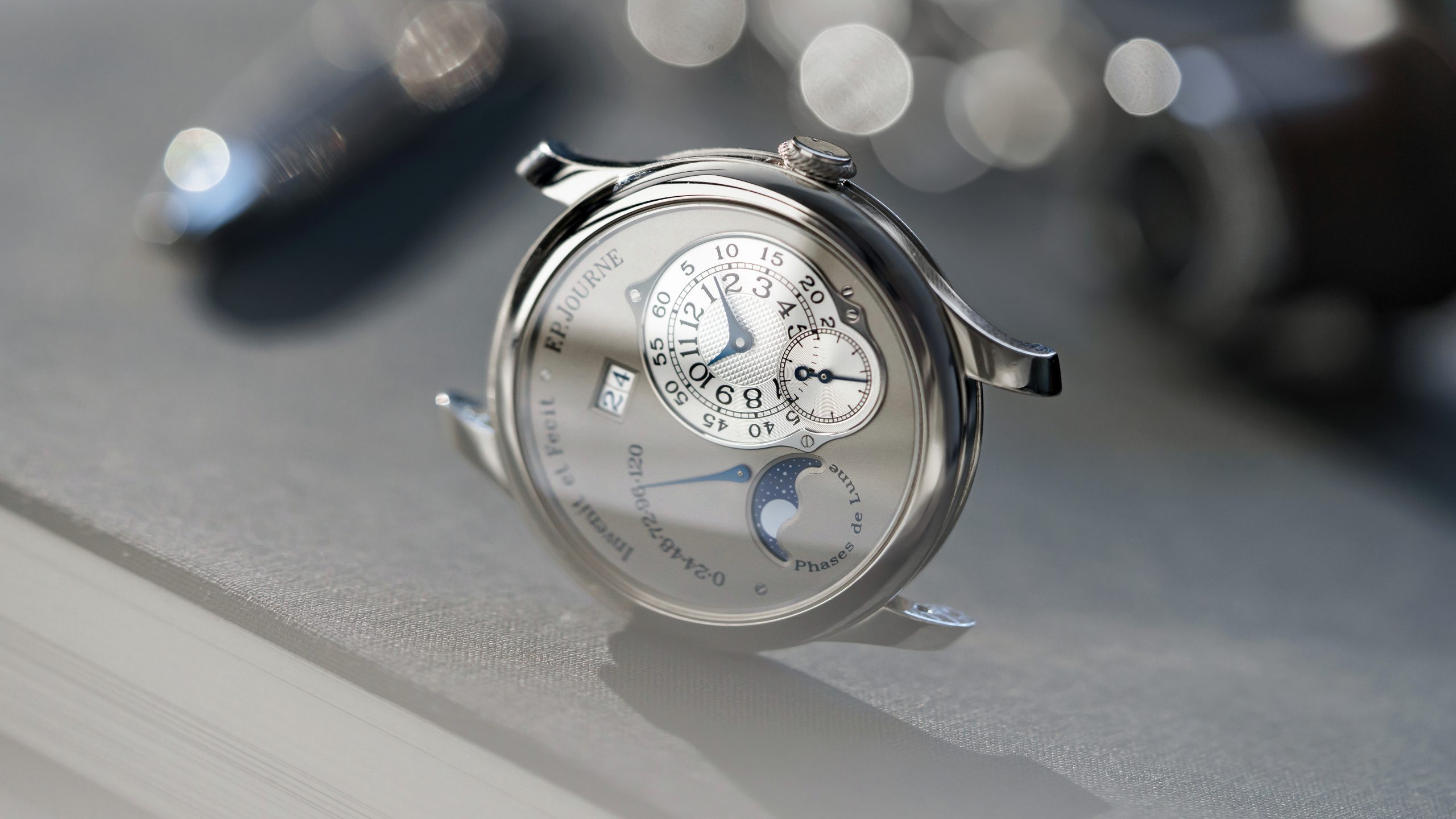 FP-Journe-Octa-Lune-Platinum-Second-Gen