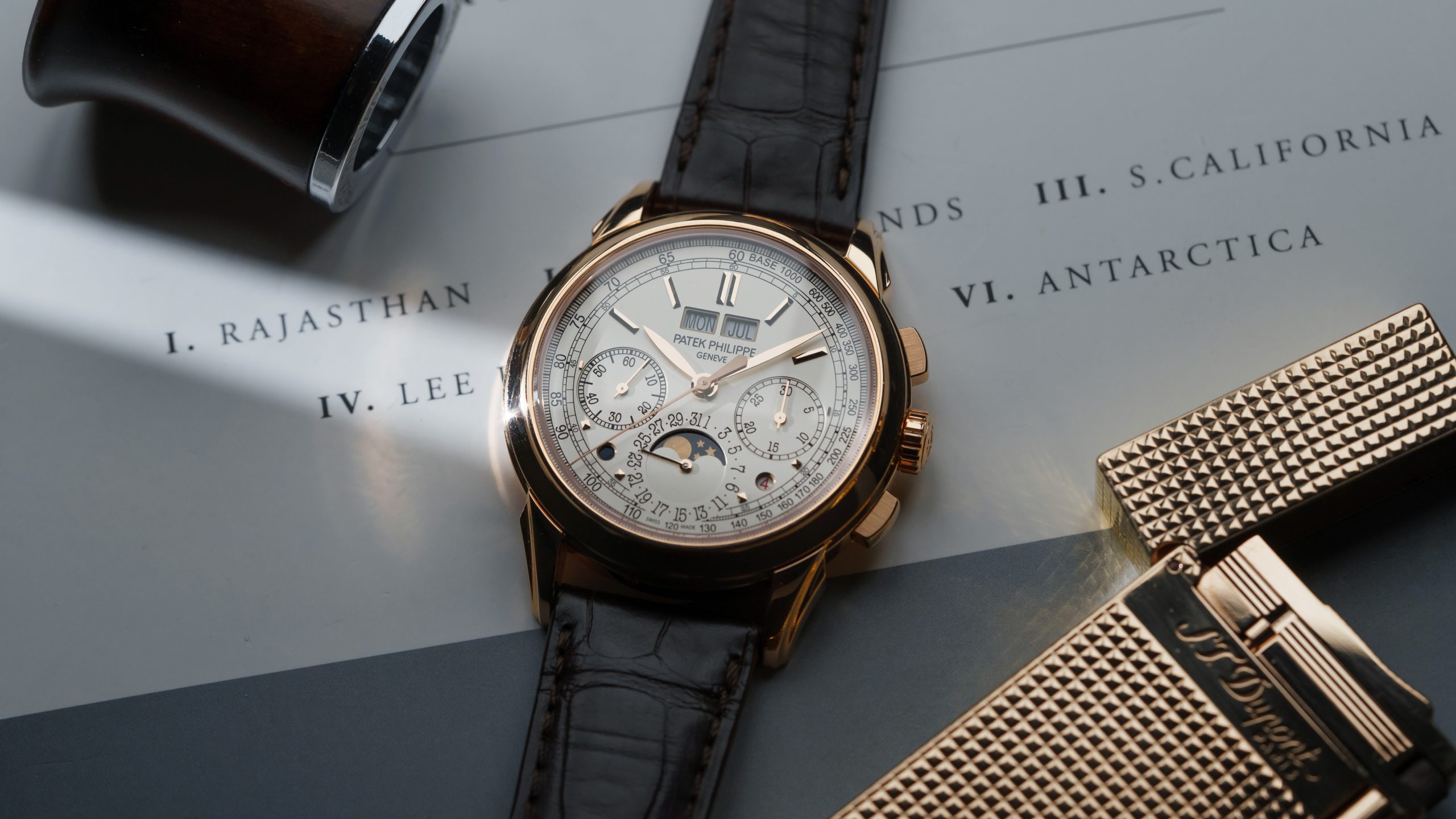 Patek-Philippe-5270-Perpetual-Calendar-Chronograph