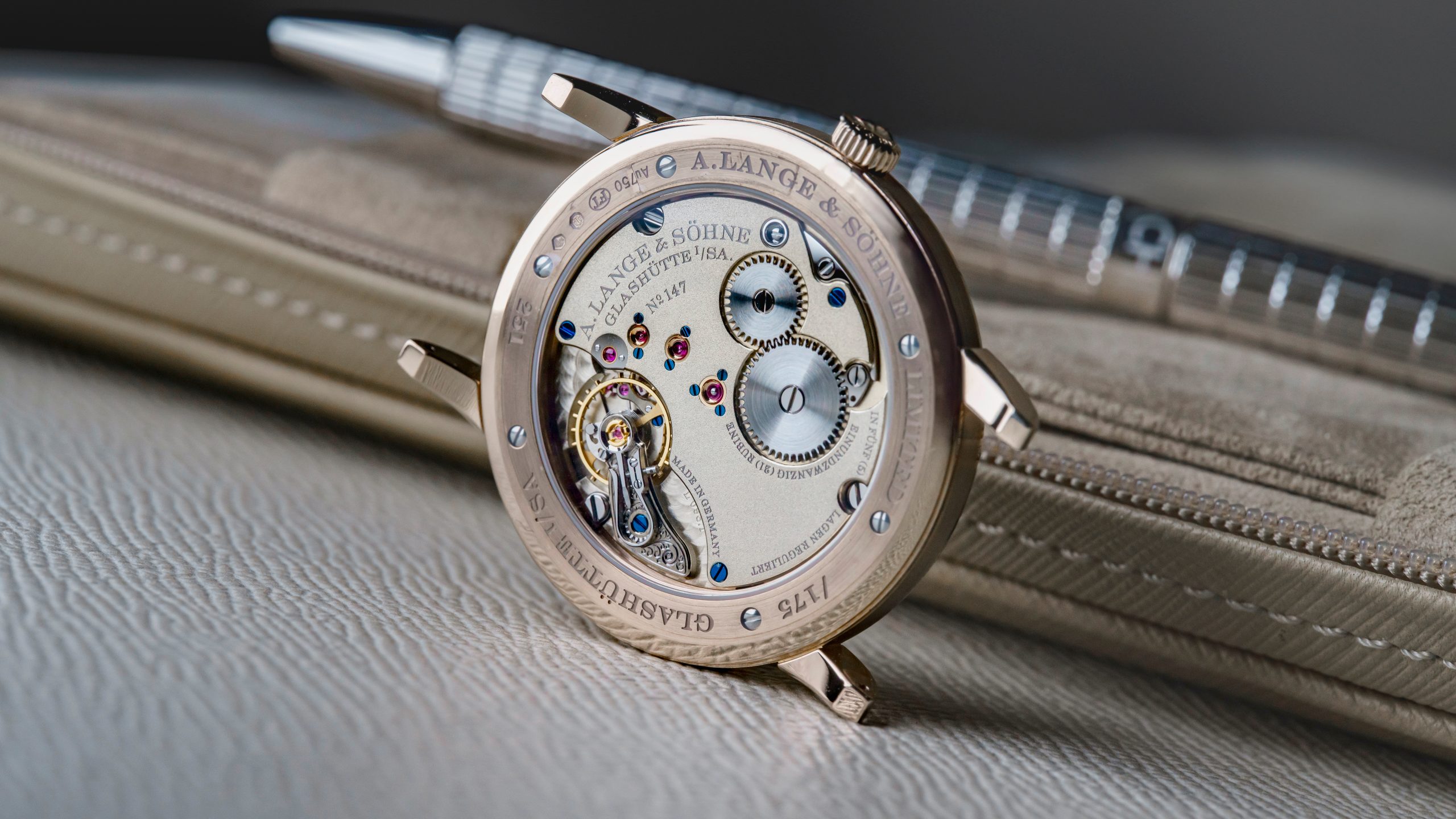 Lange-1815-Thin-Homage-FA-Lange-239.050