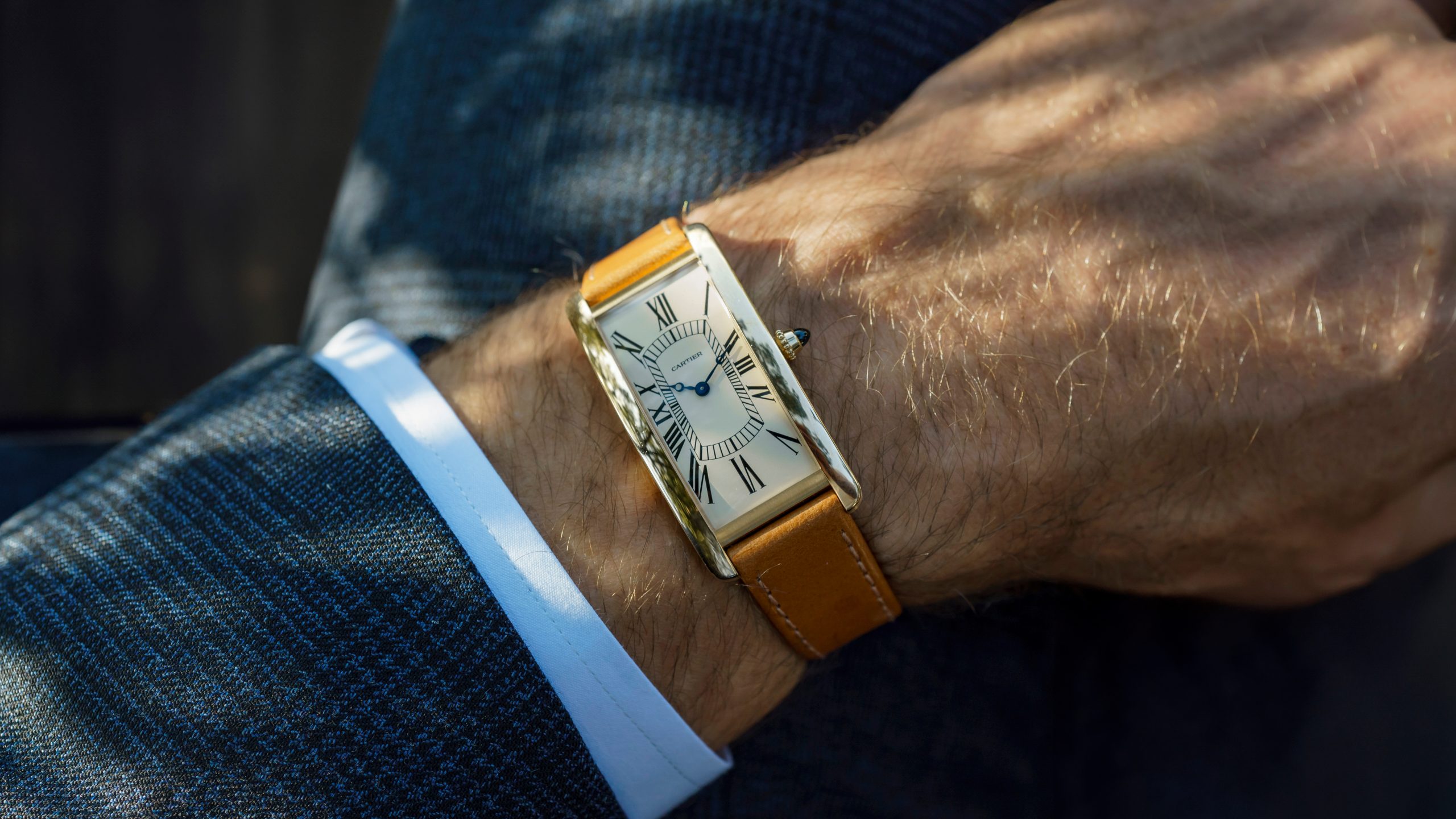 Cartier-Tank-Cintrée-100th-Anniversary