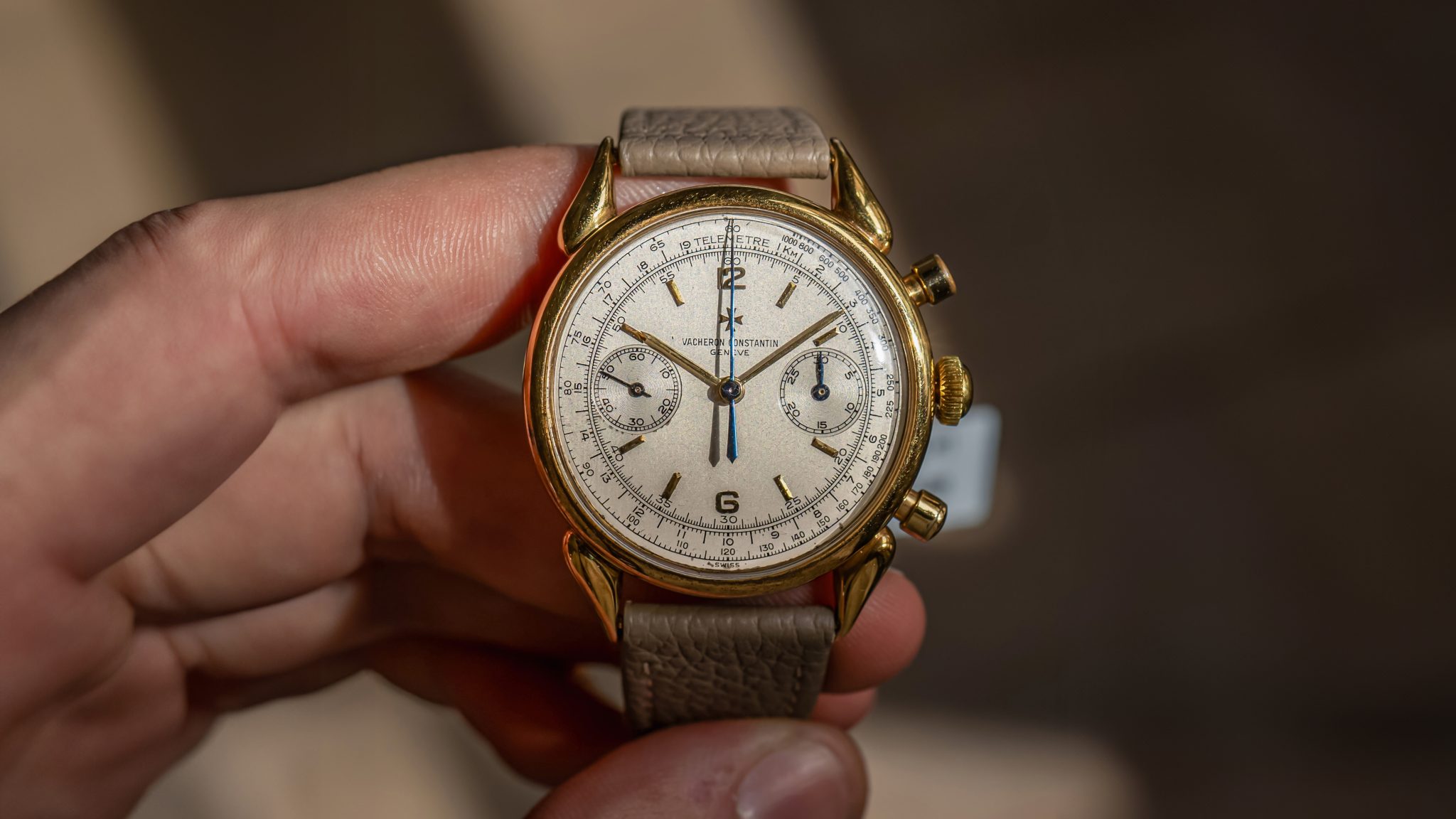 6087-Vacheron-Constantin-Cornes-de-Vache-Chronograph