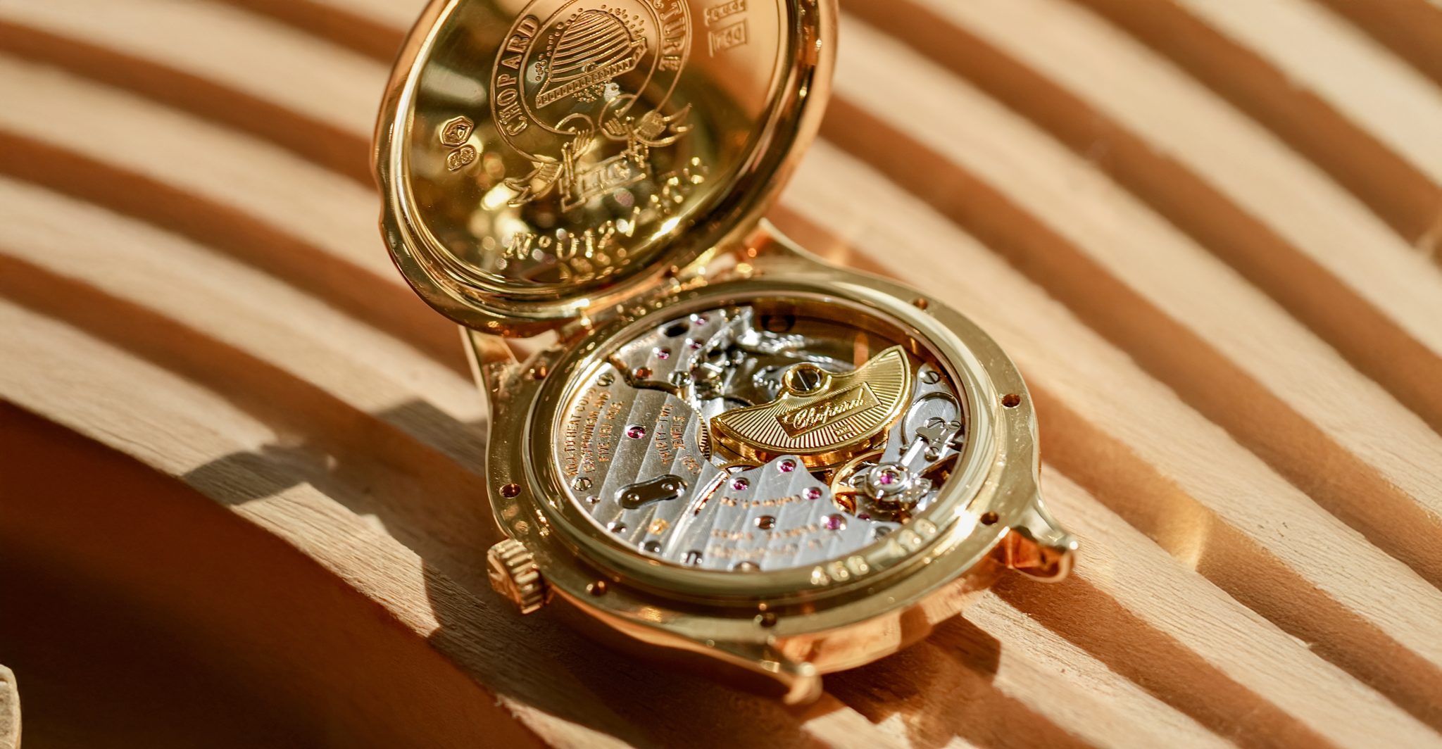 Hunter-Caseback-Chopard-LUC-16/1860-Limited